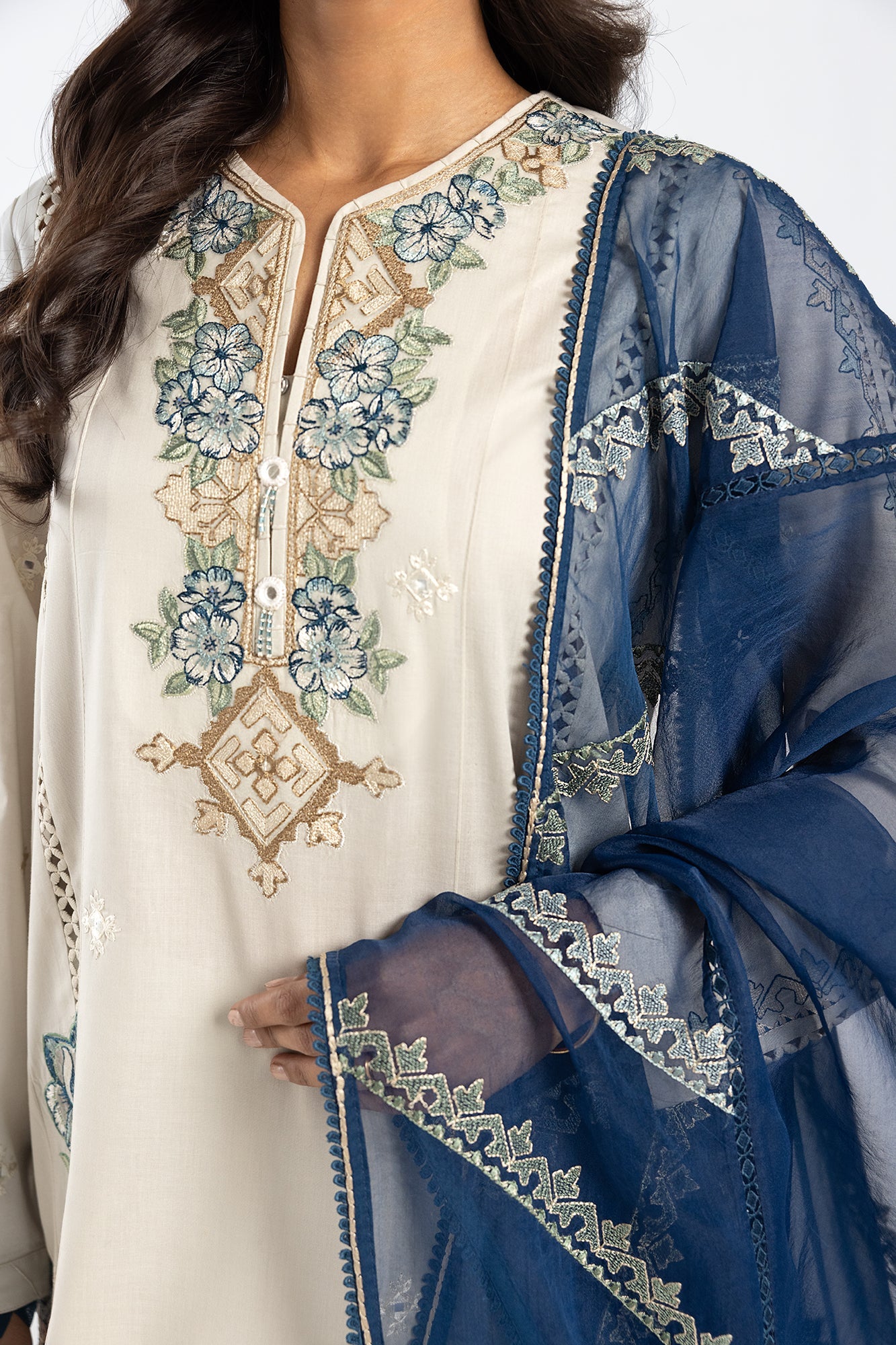 EMBROIDERED SUIT (E0598/105/004)