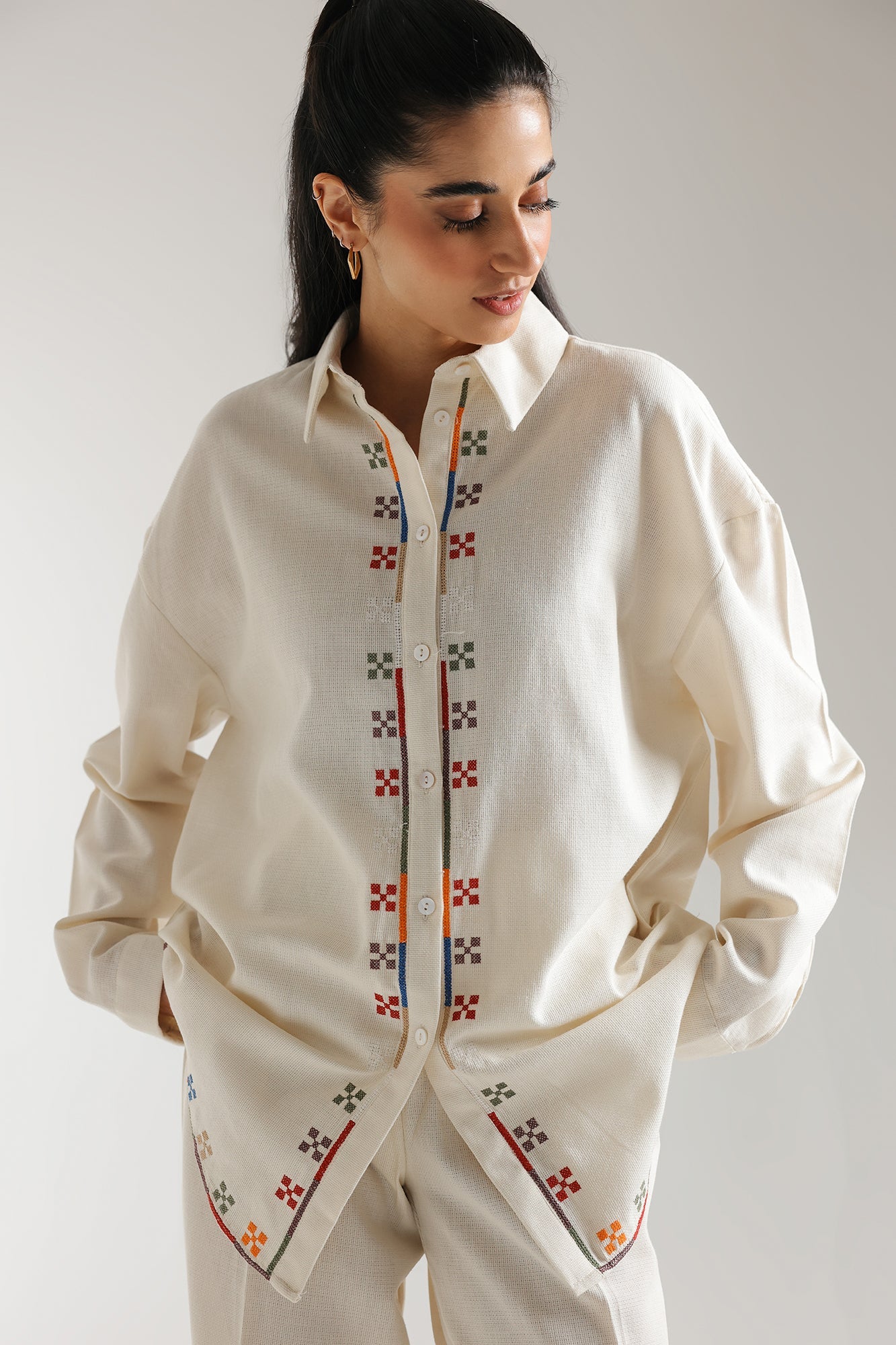 EMBROIDERED SUIT (E0602/106/002)