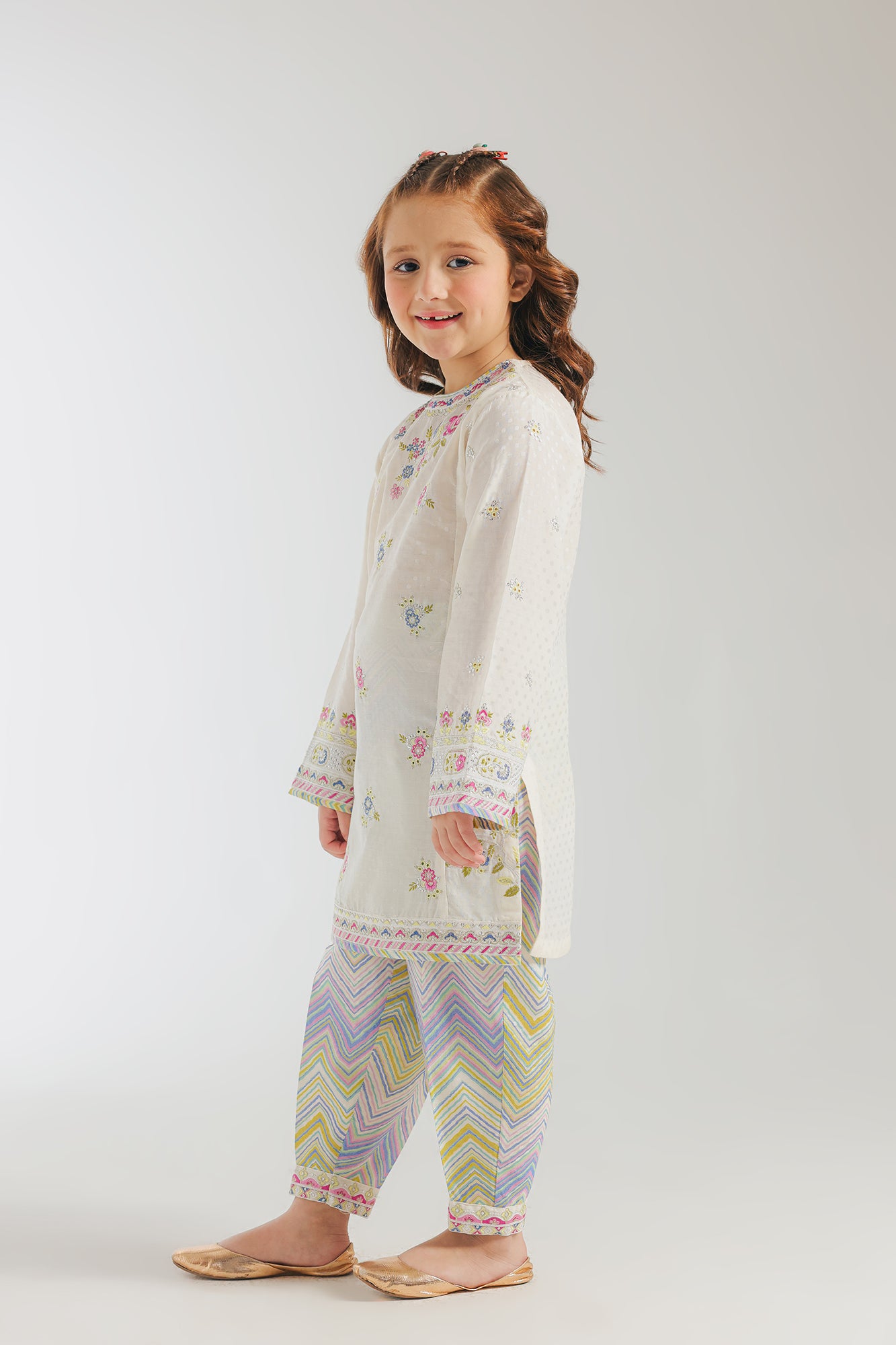 EMBROIDERED SUIT (E0613/404/002)