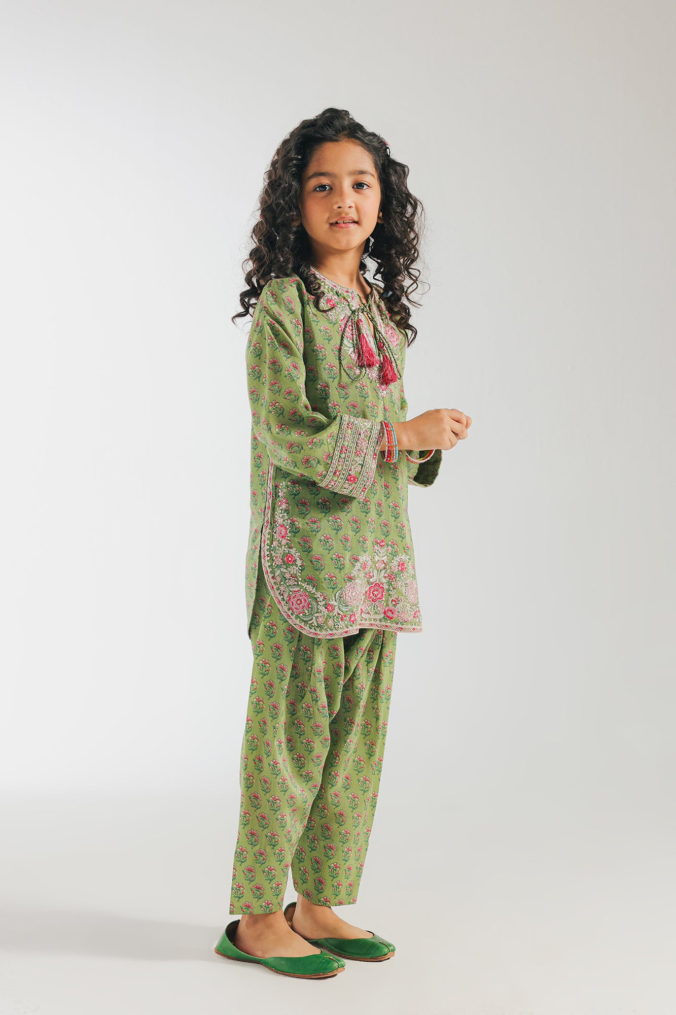 EMBROIDERED SUIT (E0616/404/708)