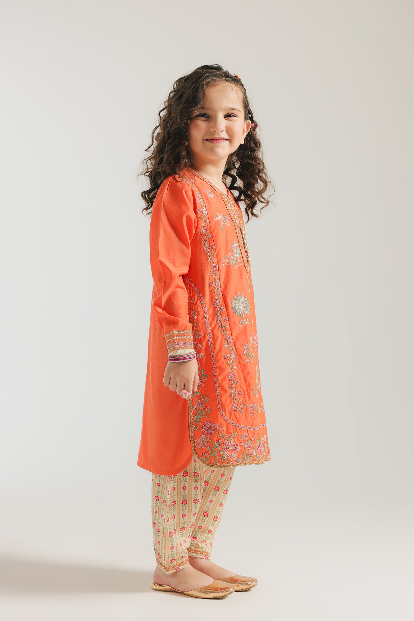 EMBROIDERED SUIT (E0622/404/202)