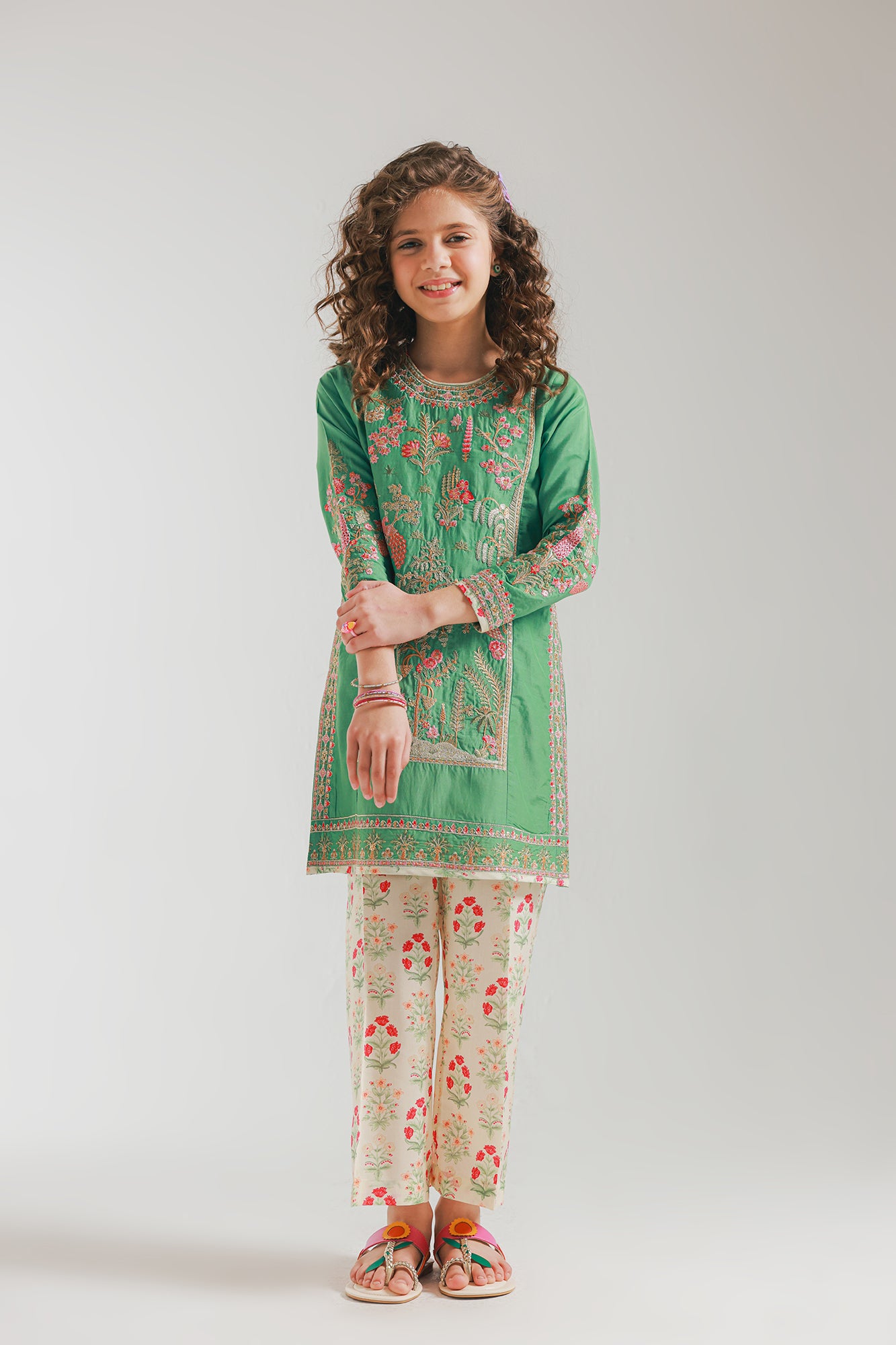 EMBROIDERED SUIT (E0623/404/708)