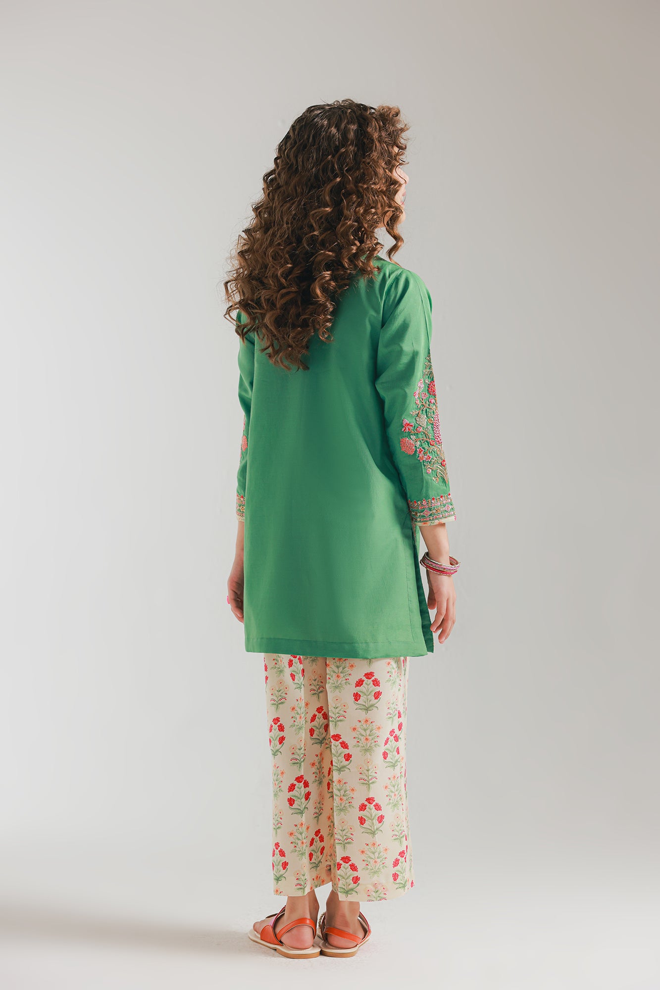 EMBROIDERED SUIT (E0623/404/708)