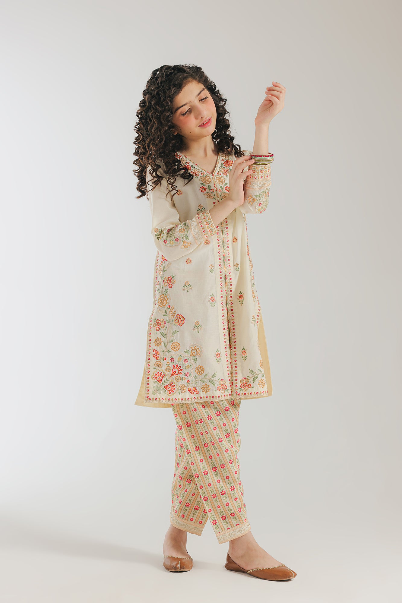 EMBROIDERED SUIT (E0627/404/002)