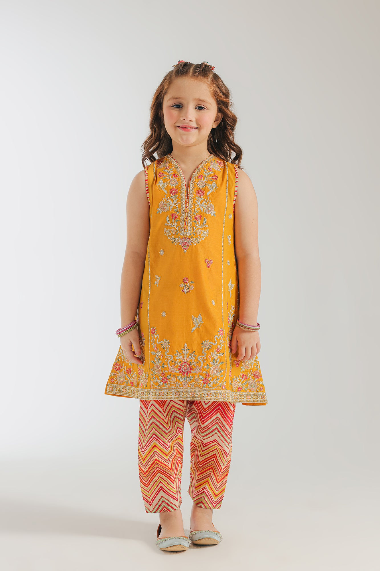 EMBROIDERED SUIT (E0629/404/220)