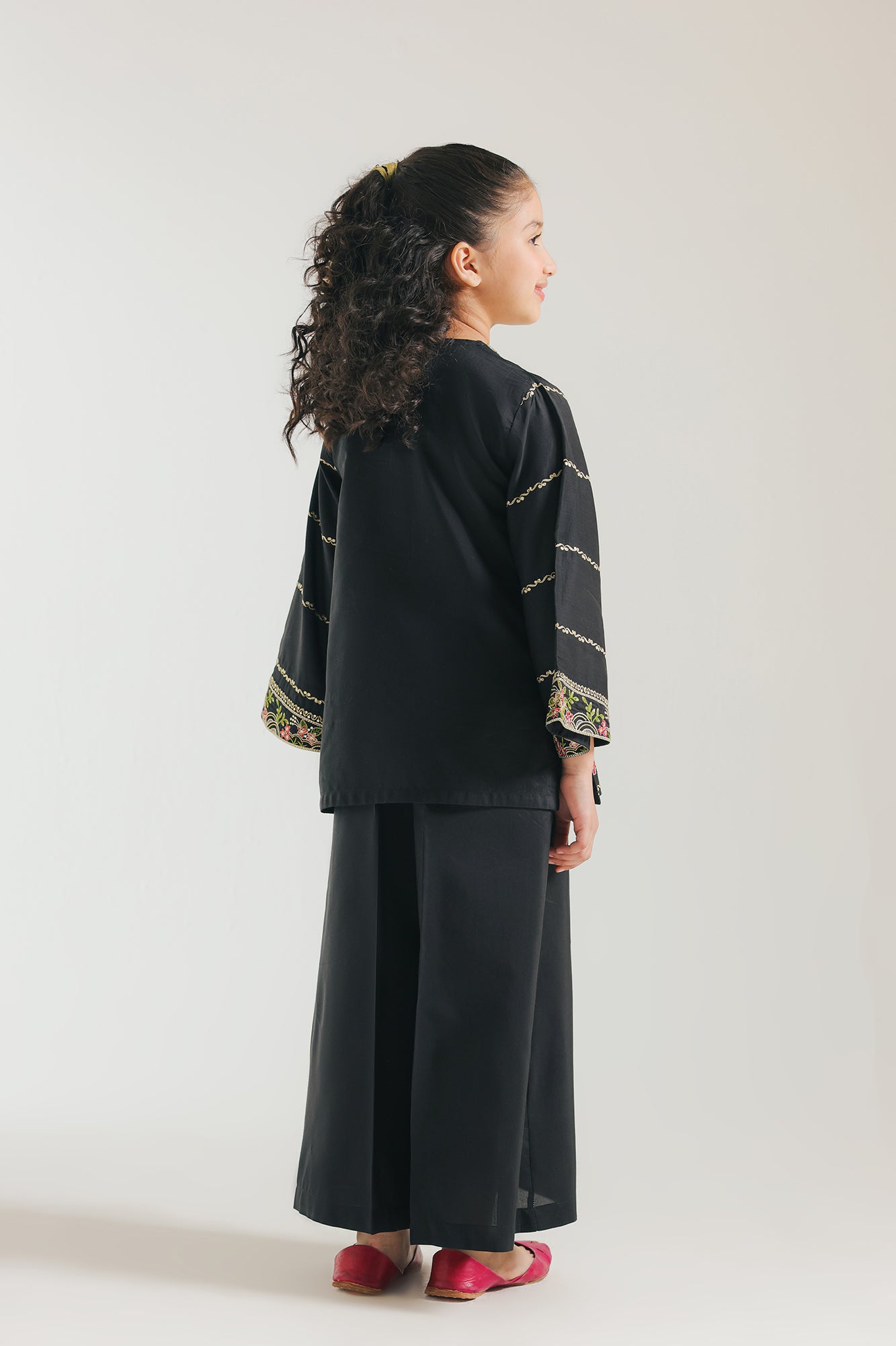 EMBROIDERED SUIT (E0634/404/902)