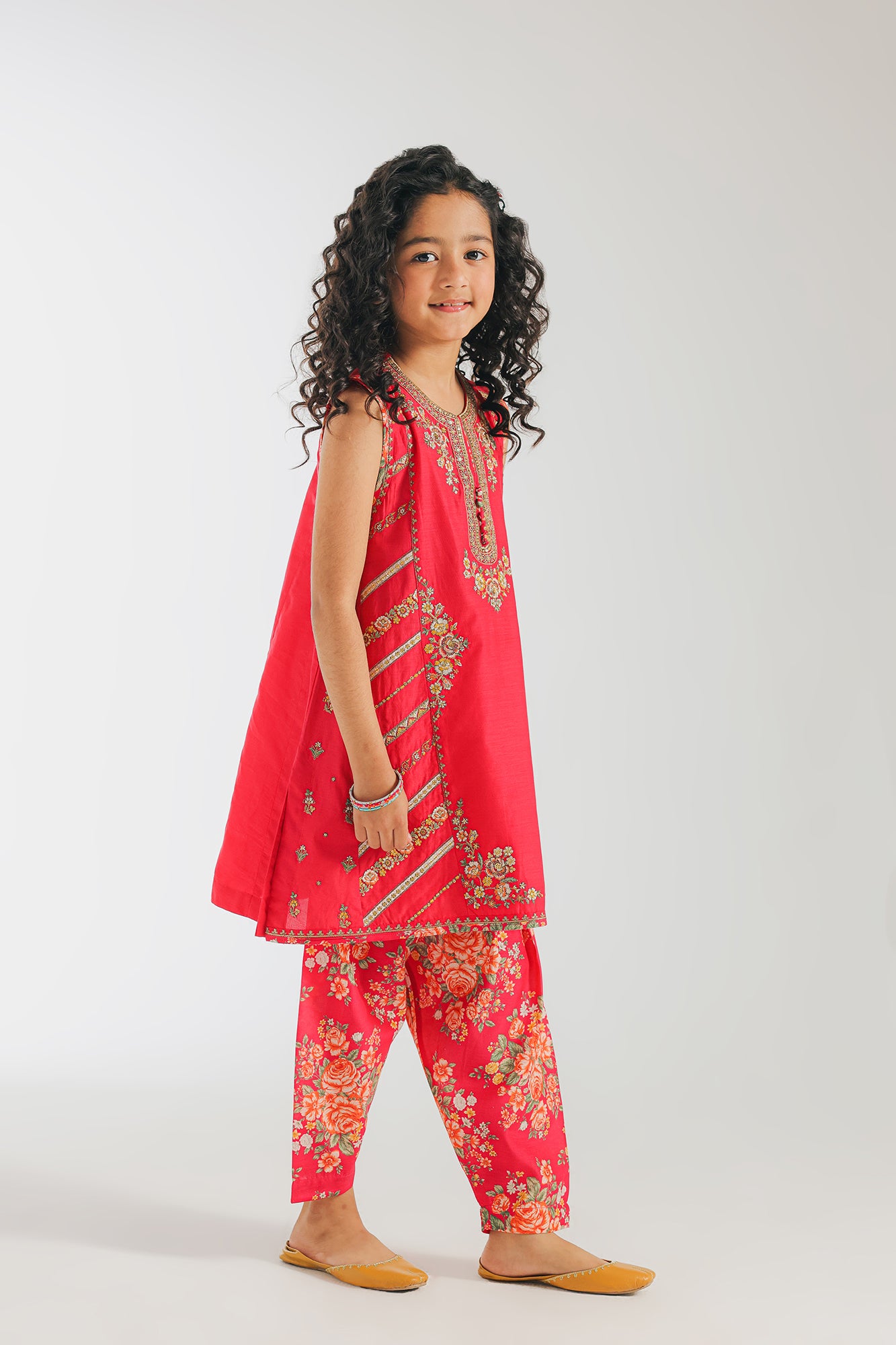 EMBROIDERED SUIT (E0637/404/418)
