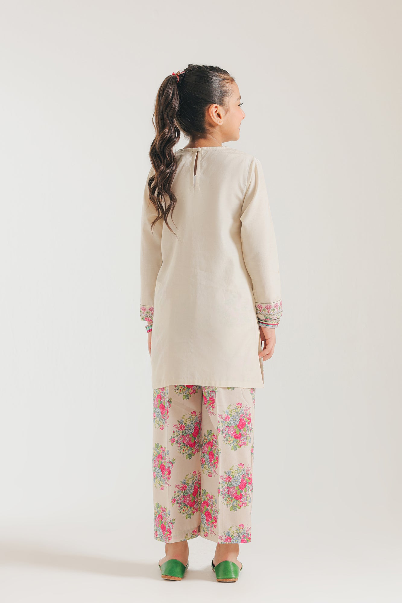 EMBROIDERED SUIT (E0646/404/006)