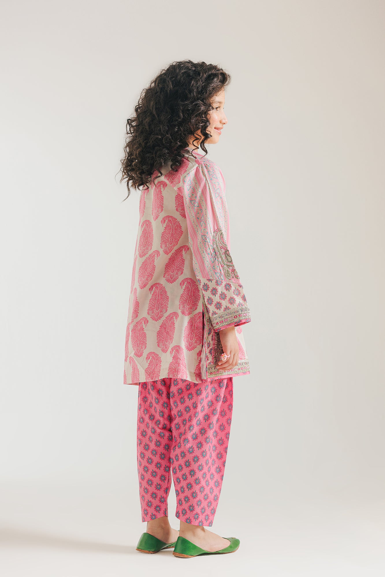 EMBROIDERED SUIT (E0650/404/412)