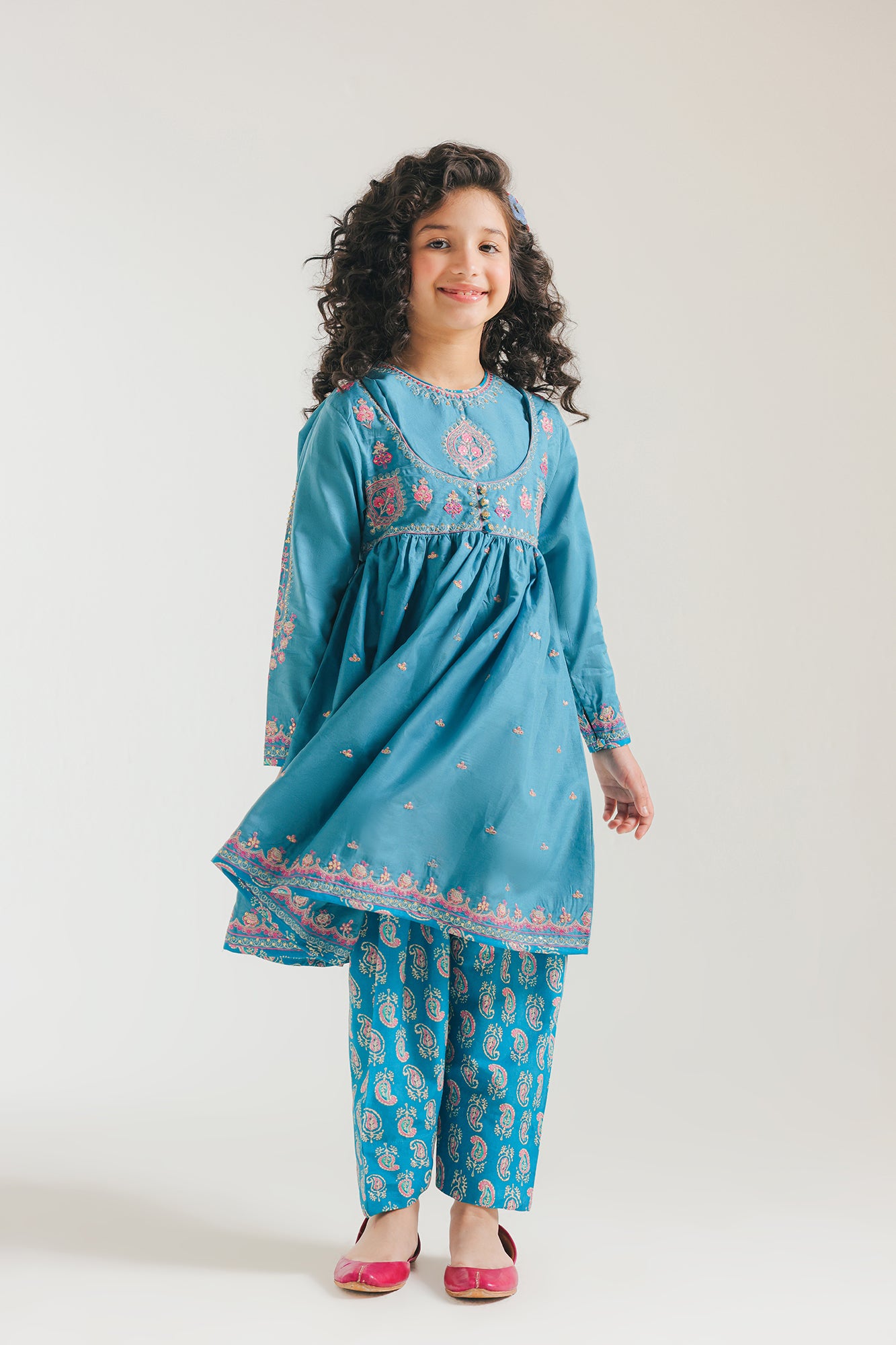 EMBROIDERED SUIT (E0654/404/601)
