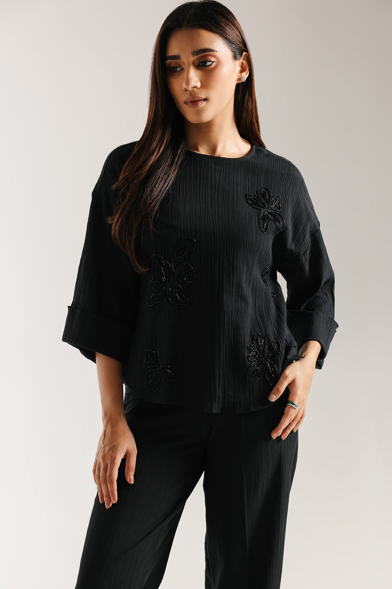 EMBROIDERED SUIT (E106/902/0667)