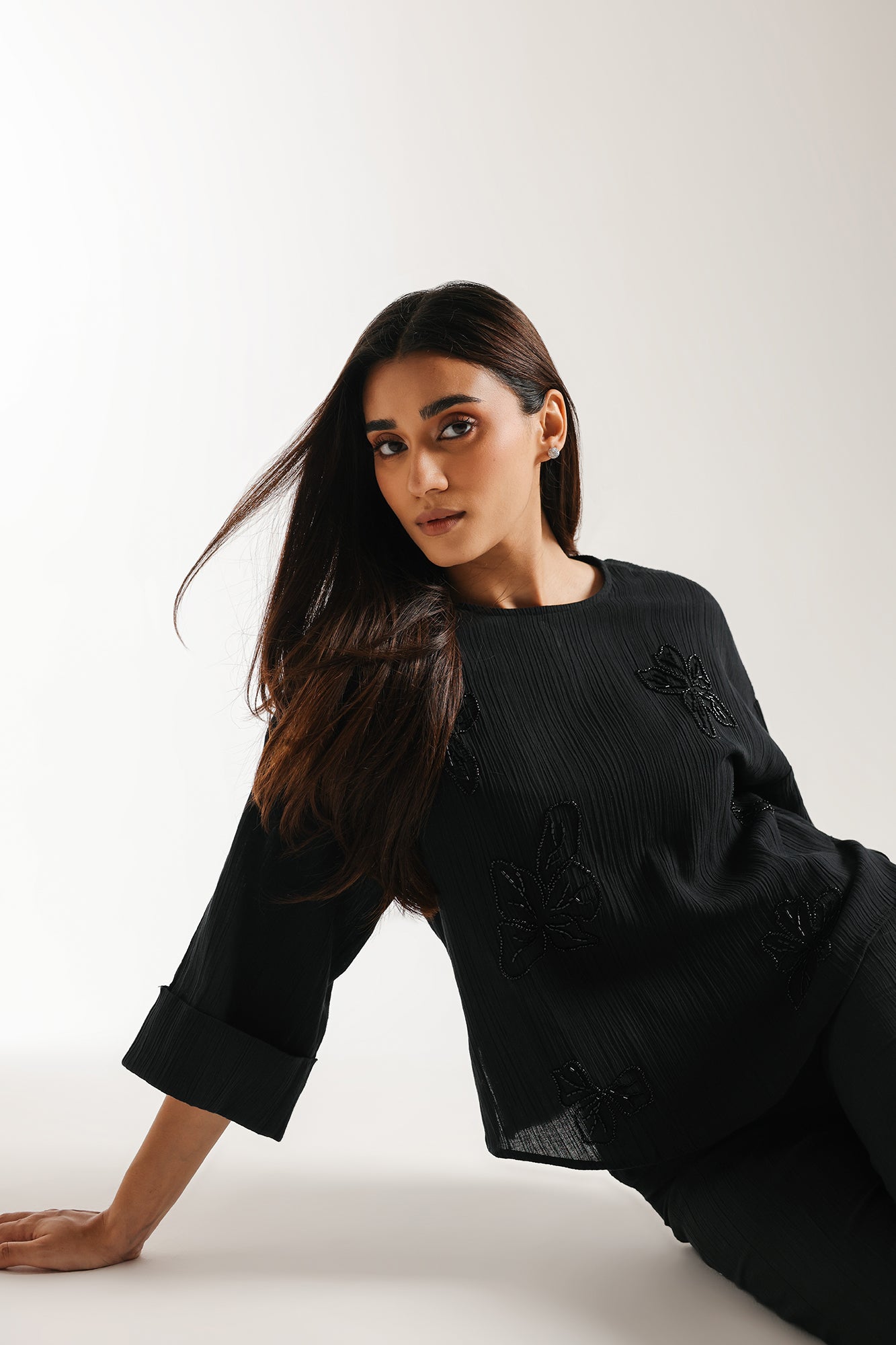 EMBROIDERED SUIT (E106/902/0667)