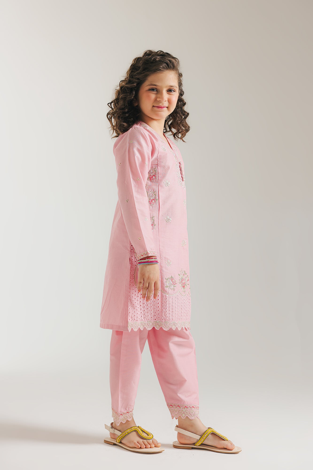 EMBROIDERED SUIT (E0668/404/426)