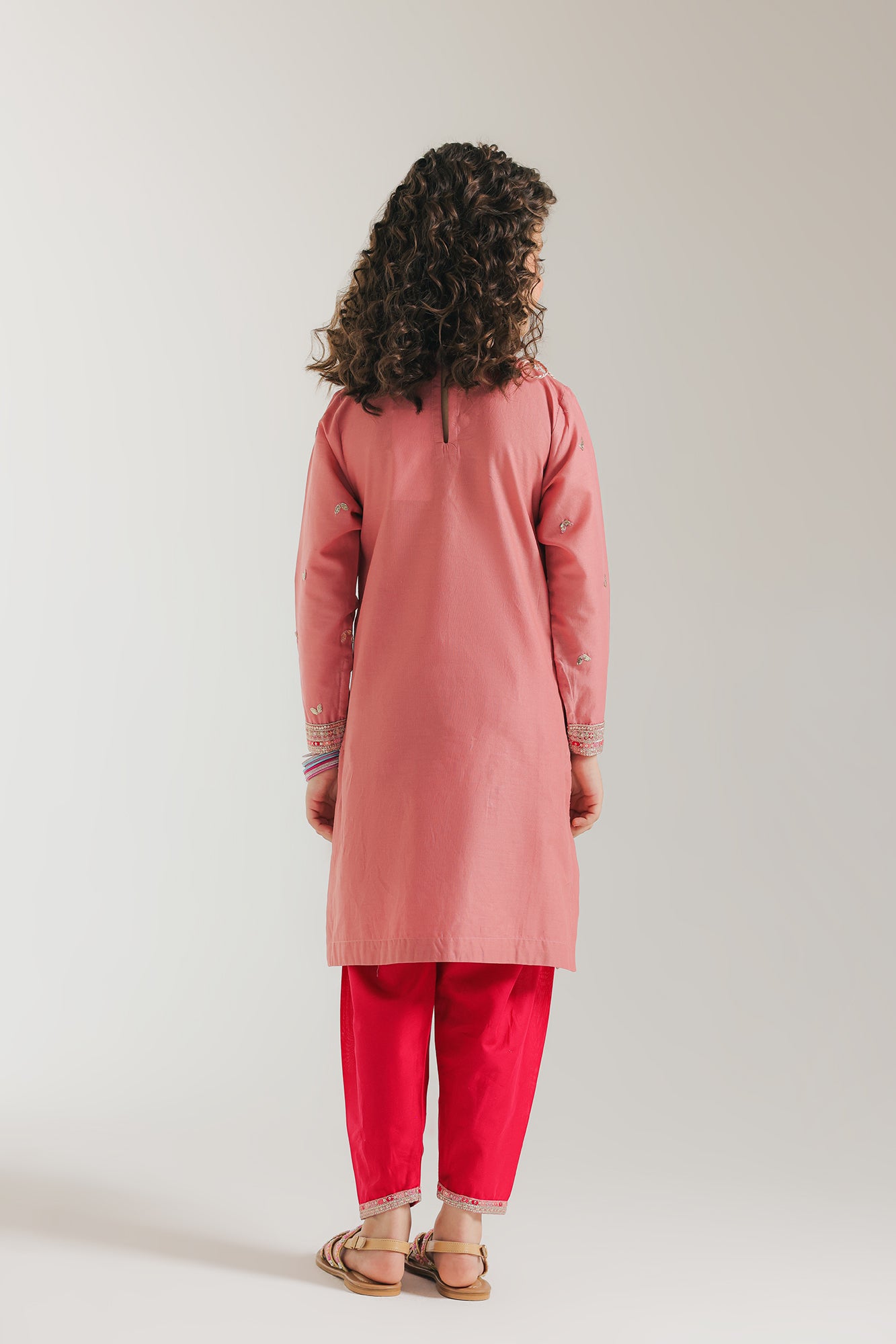 EMBROIDERED SUIT (E0672/404/313)