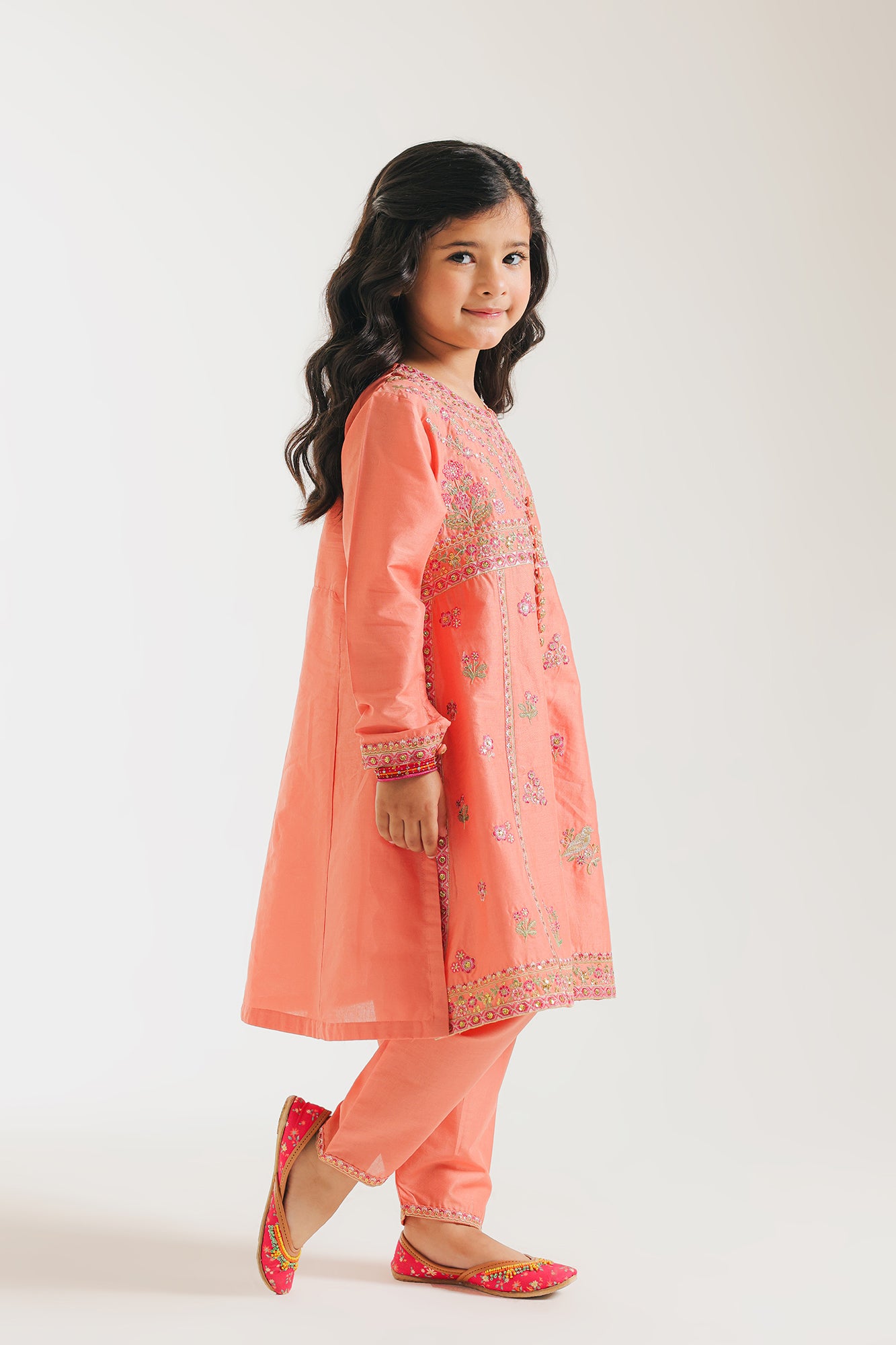 EMBROIDERED SUIT (E0674/404/325)