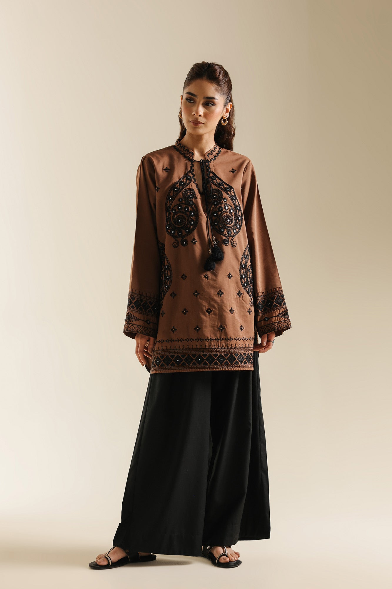 EMBROIDERED SHIRT (E0701/119/804)