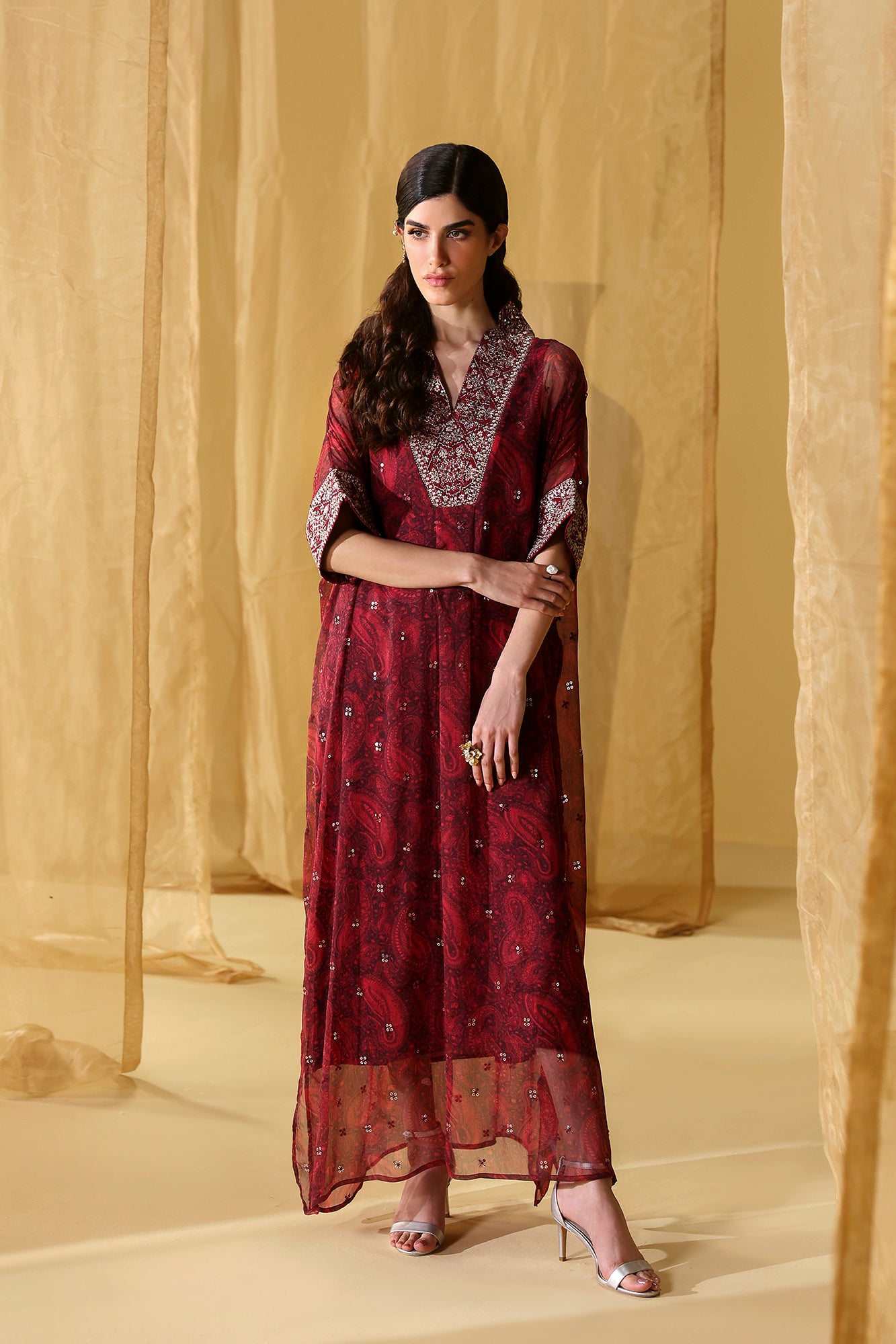 EMBROIDERED SUIT (E0713/104/304)
