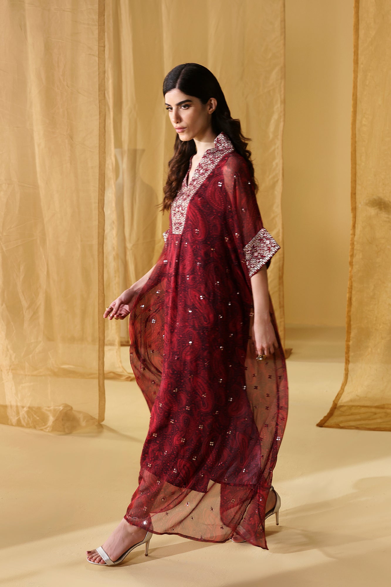 EMBROIDERED SUIT (E0713/104/304)