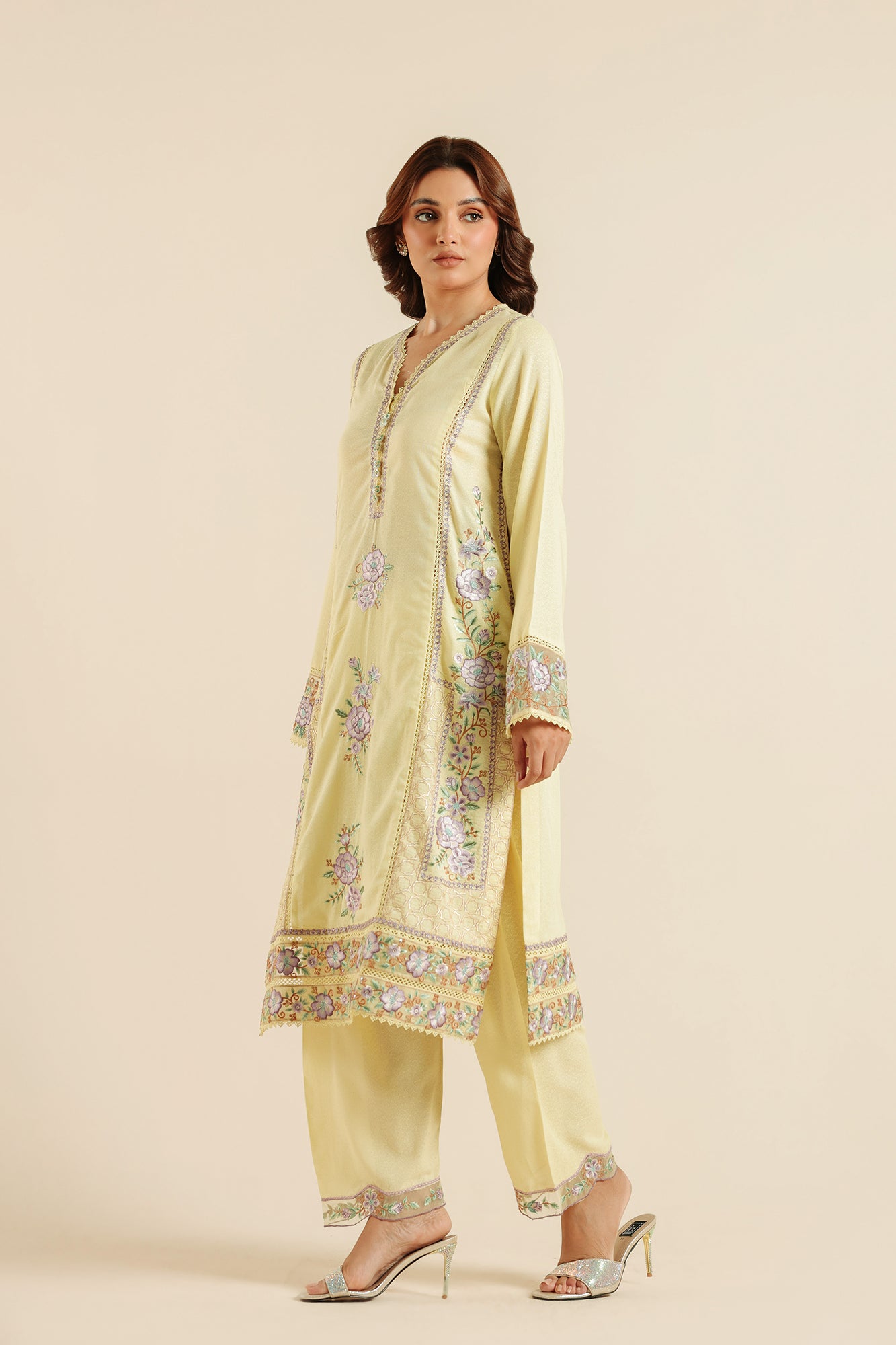 EMBROIDERED SUIT (E0729/105/110)