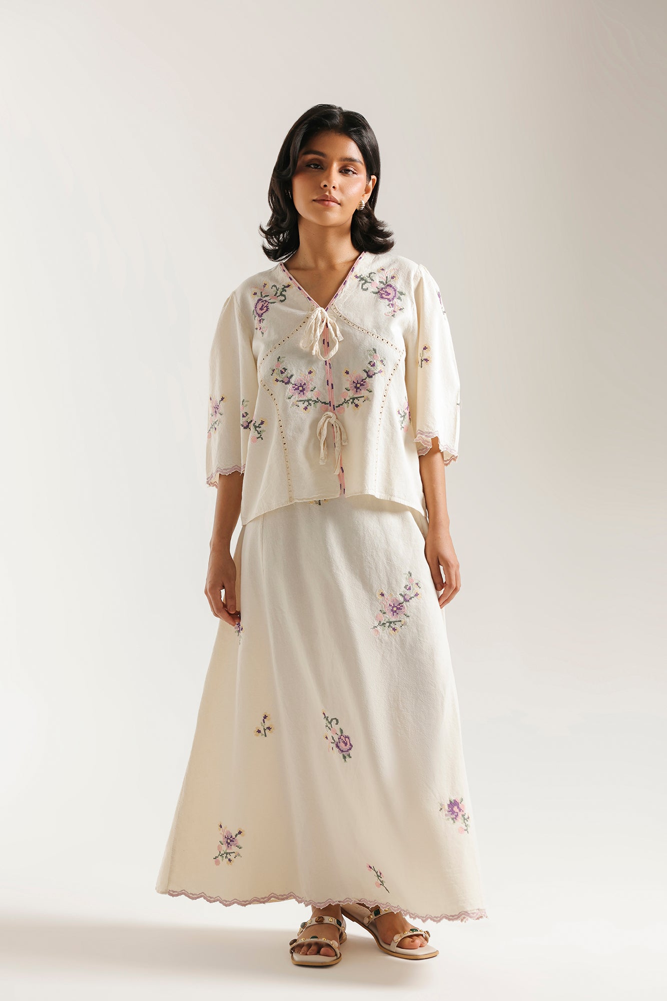 EMBROIDERED SUIT (E0755/106/002)