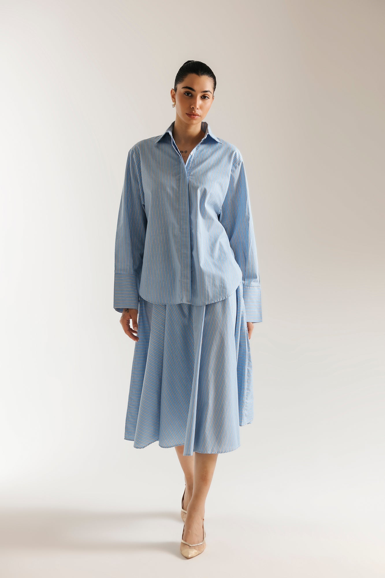 SUIT (E0771/116/630)