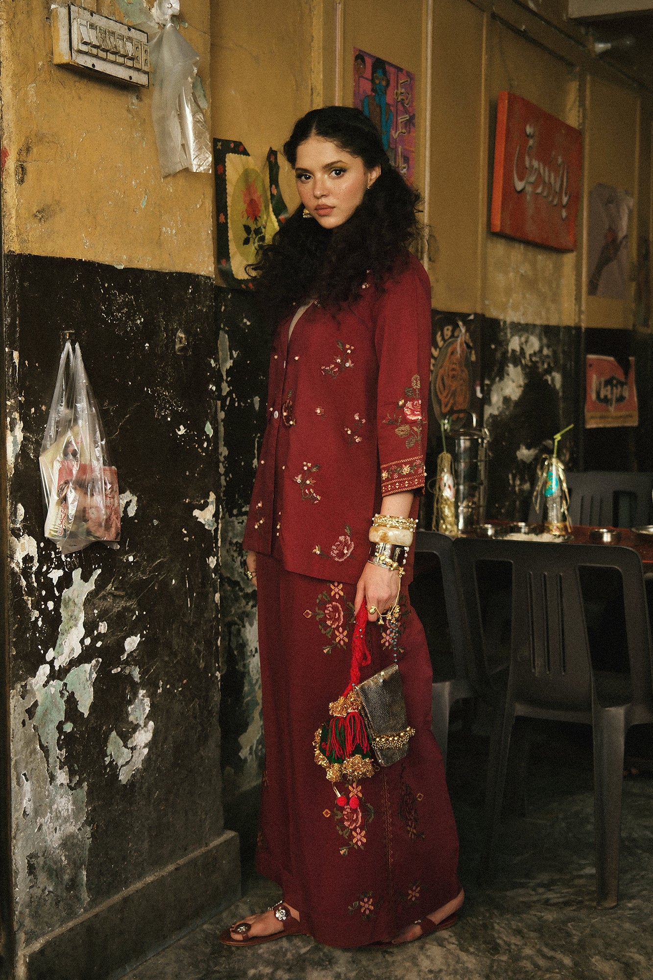EMBROIDERED SUIT (E0771/119/305)