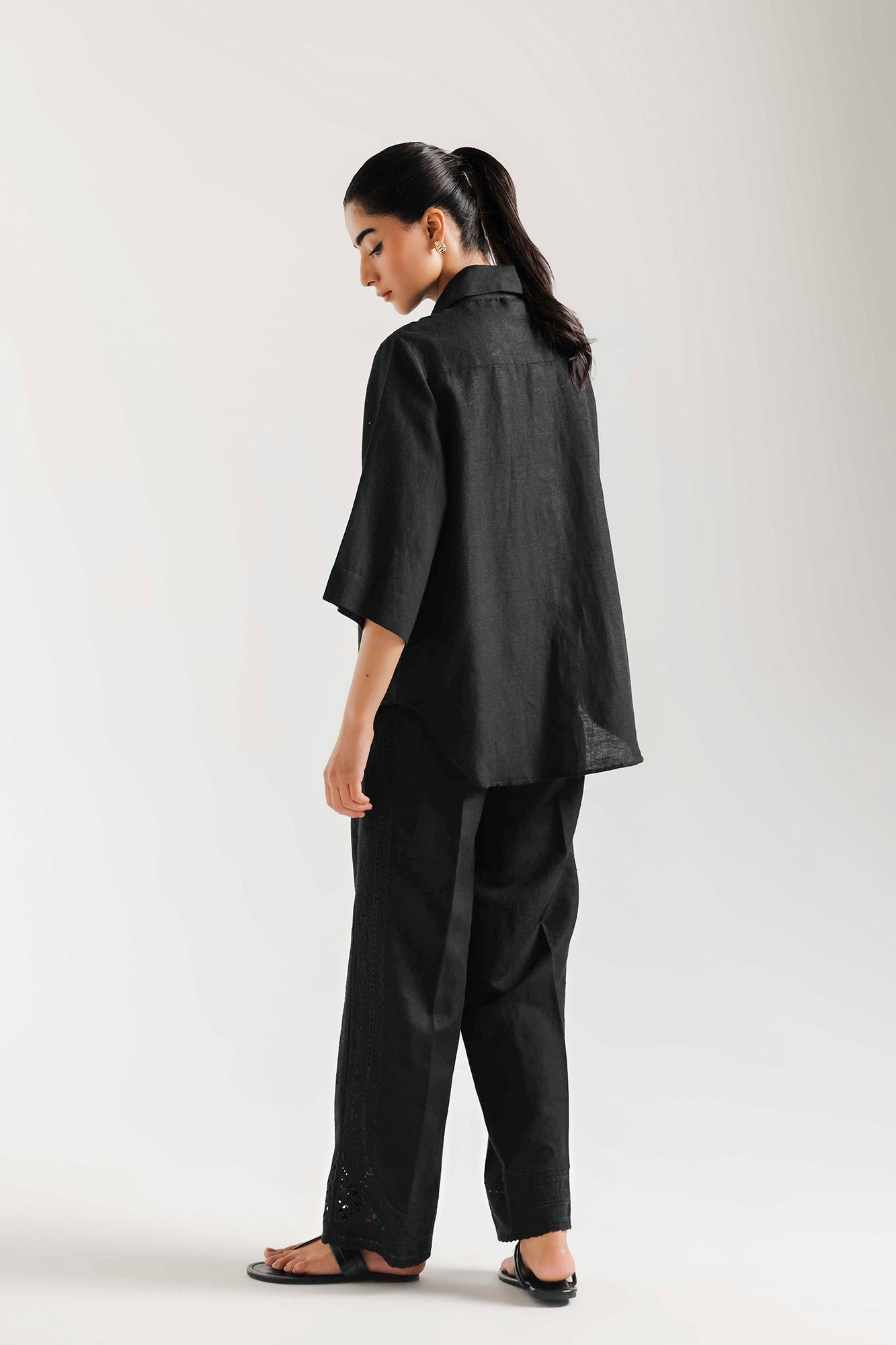 EMBROIDERED SUIT (E0775/106/902)