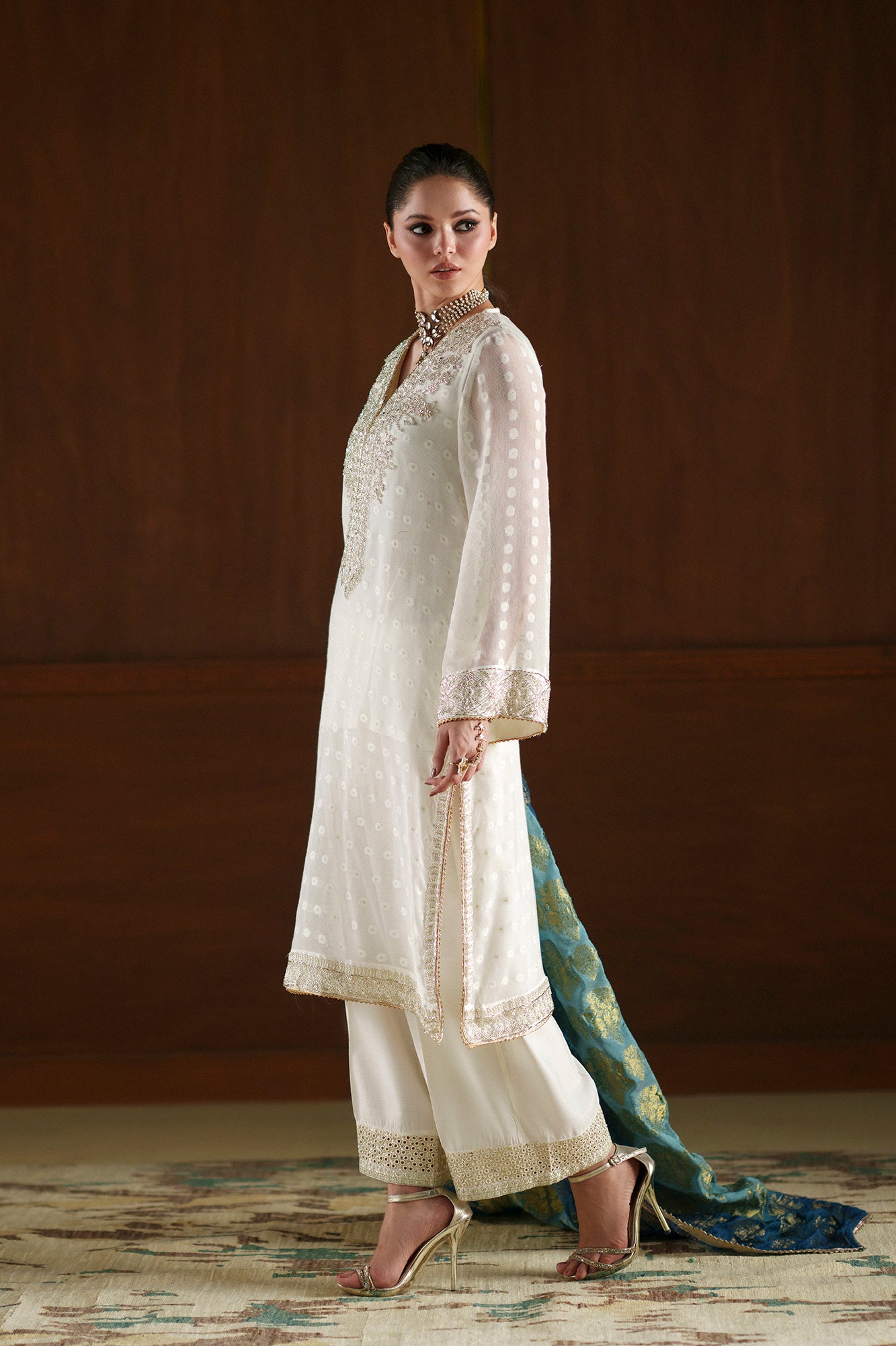 EMBROIDERED SUIT (E0785/104/001)