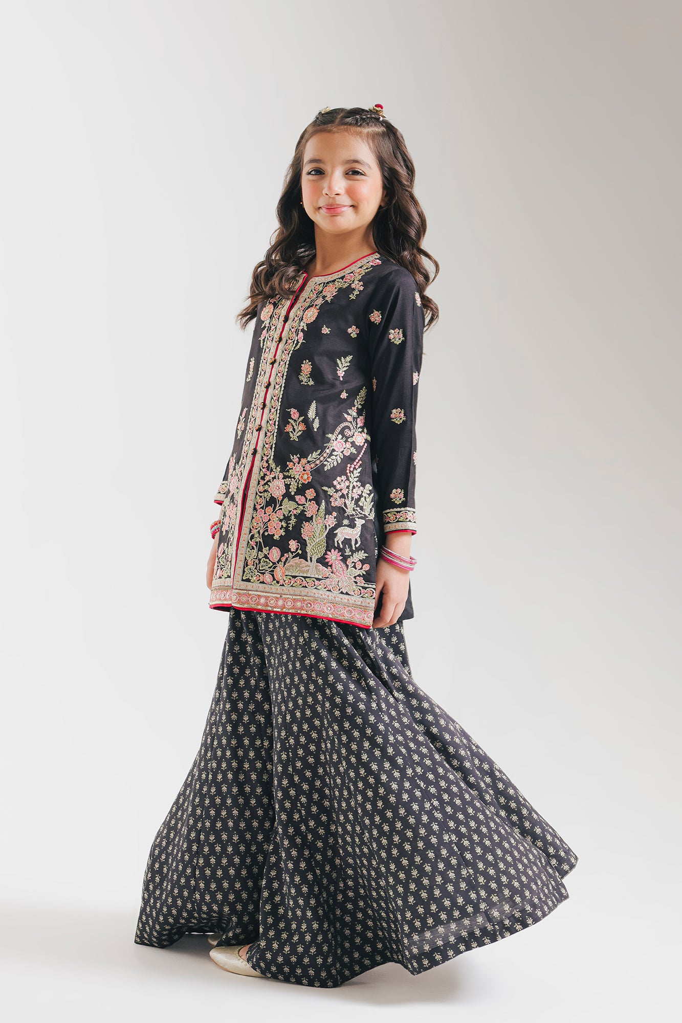 EMBROIDERED SUIT (E0800/404/901)