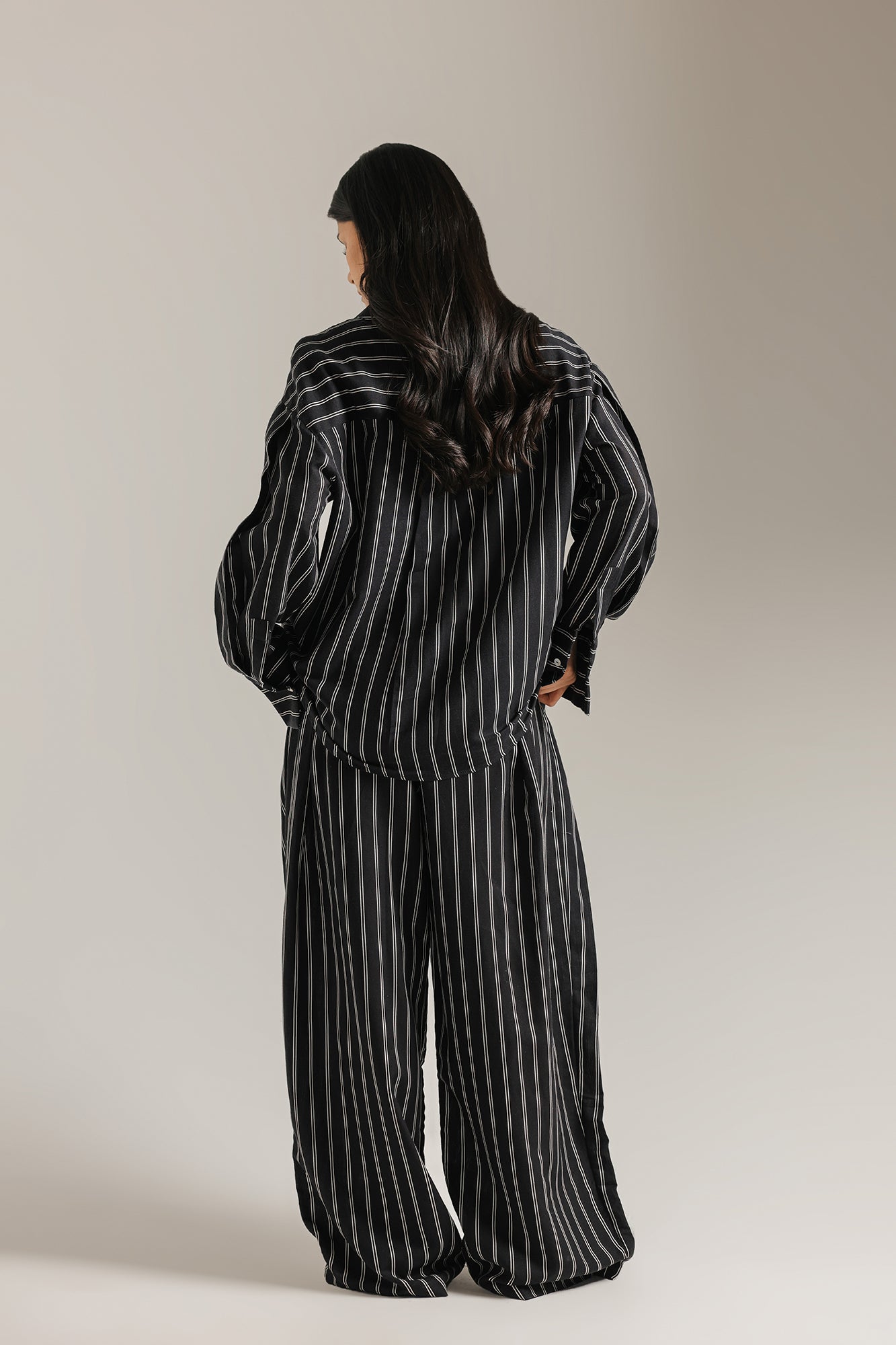 STRIPED SUIT (E0801/116/902)