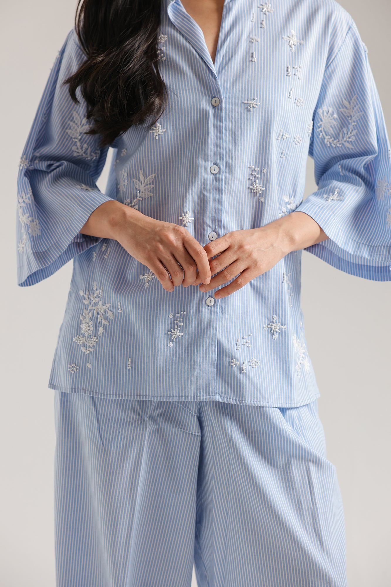 EMBROIDERED SUIT (E0802/106/634)