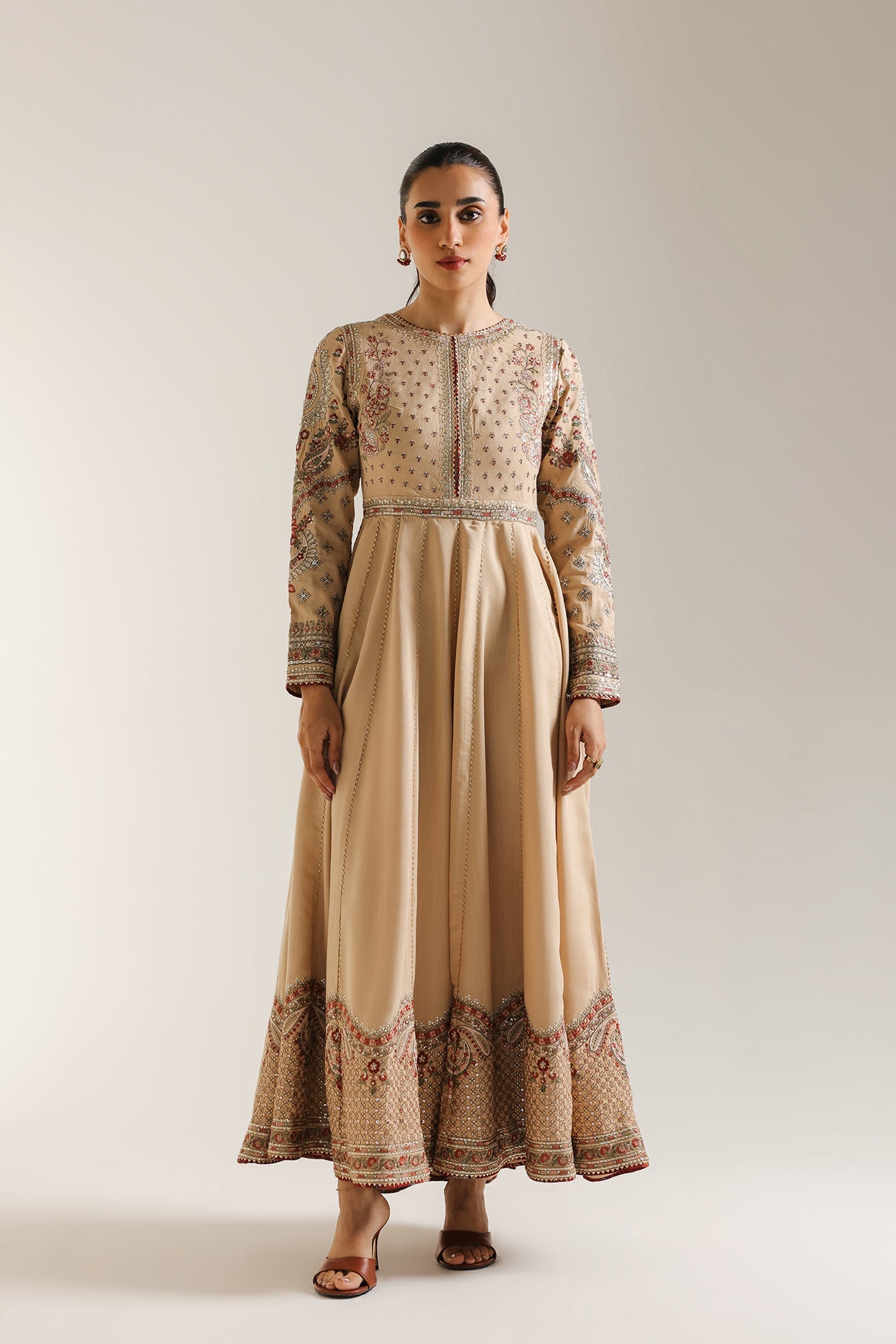 EMBROIDERED PISHWAS (E104/007/0811)