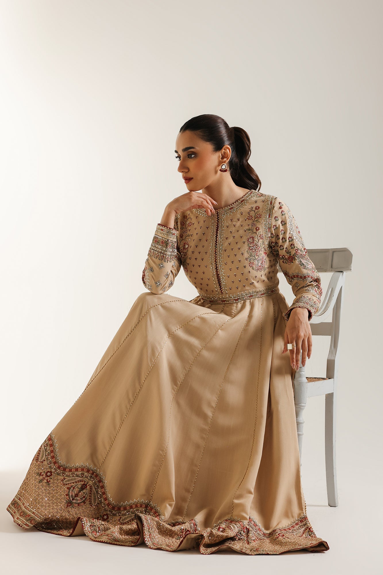 EMBROIDERED PISHWAS (E104/007/0811)