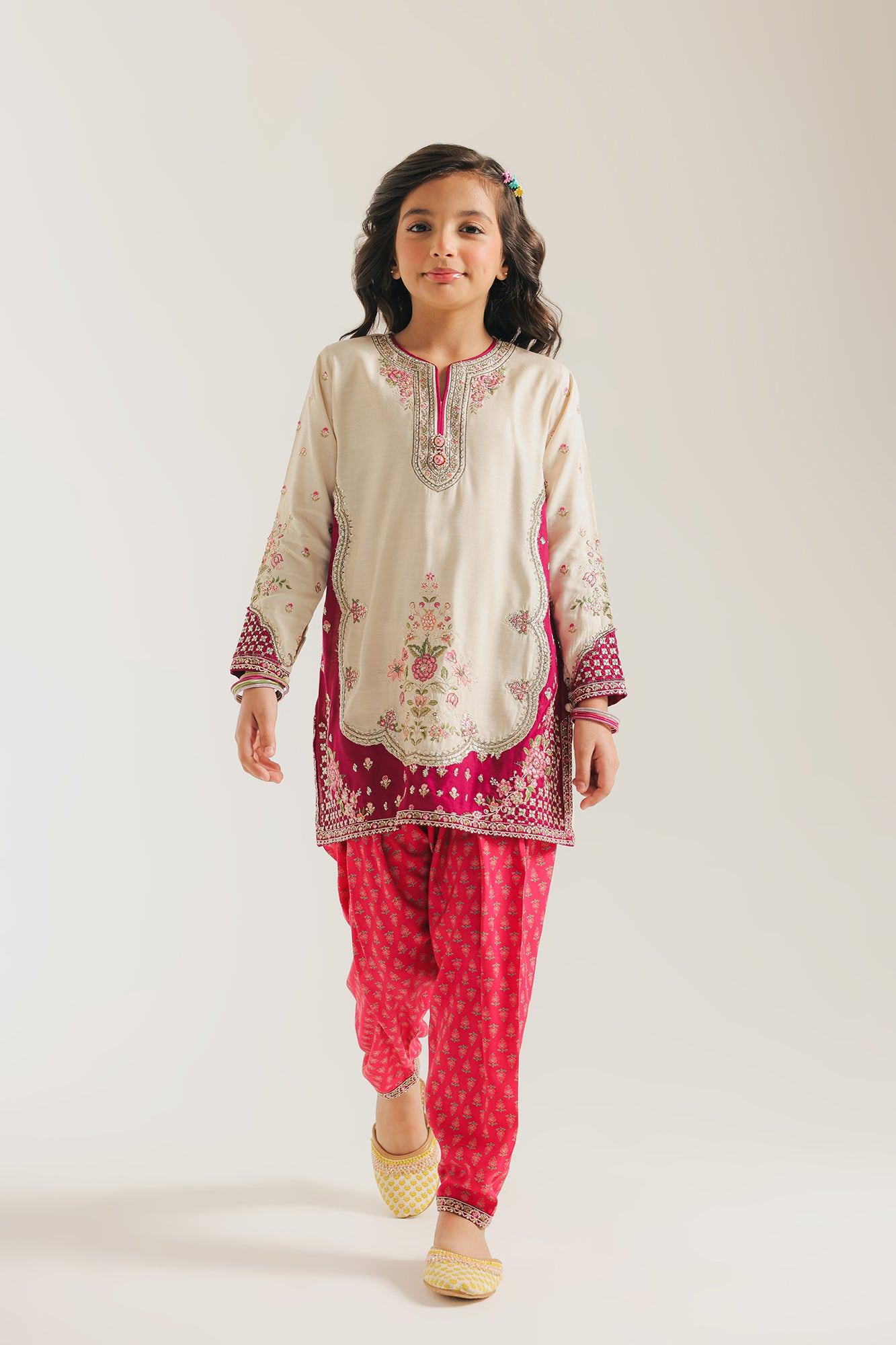 EMBROIDERED SUIT (E0814/404/005)