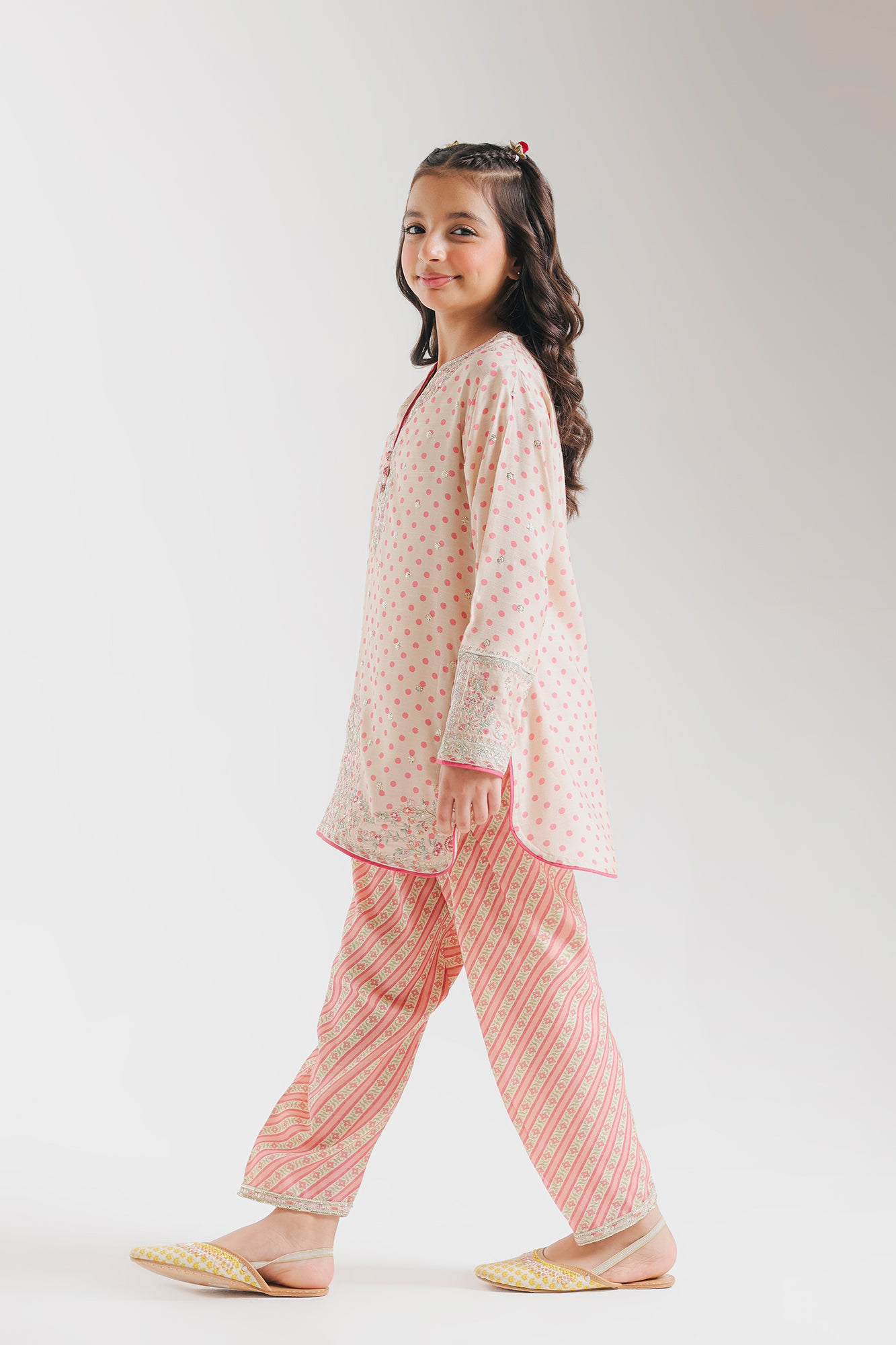 EMBROIDERED SUIT (E0824/404/227)