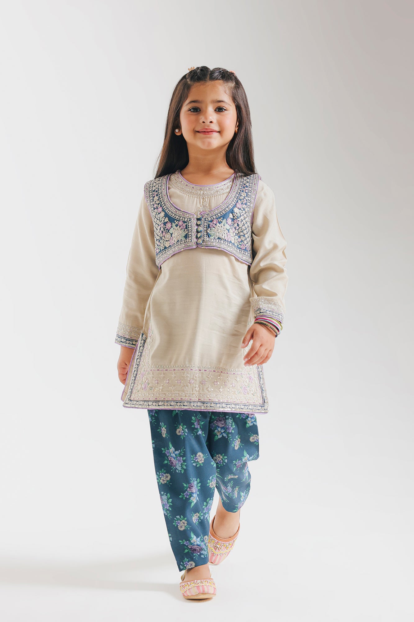 EMBROIDERED SUIT (E0833/404/226)