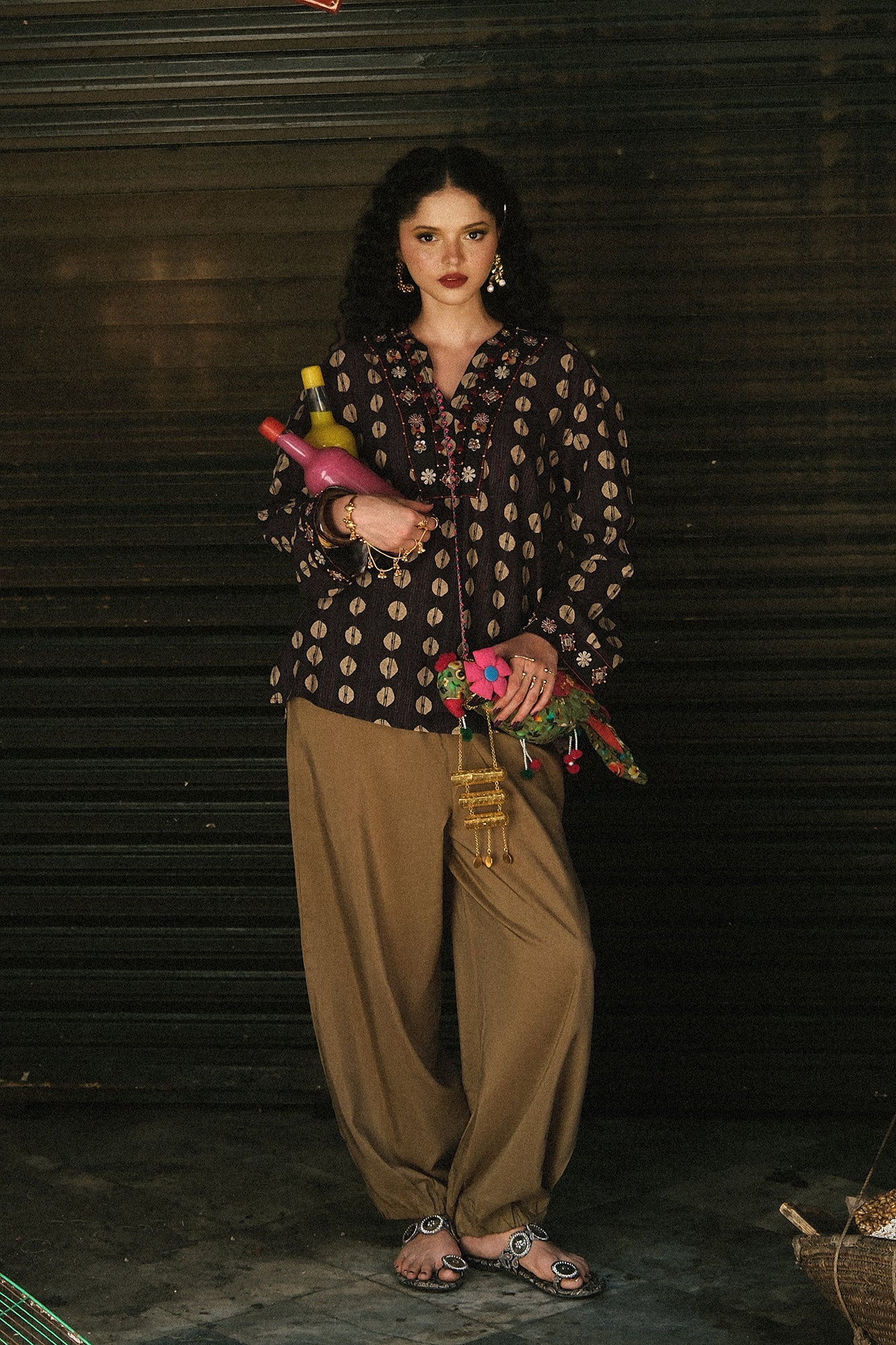 KURTI (E0852/119/902)