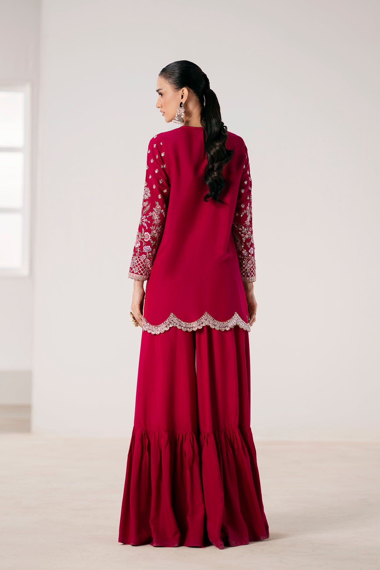 EMBROIDERED SUIT (E0902/104/418)