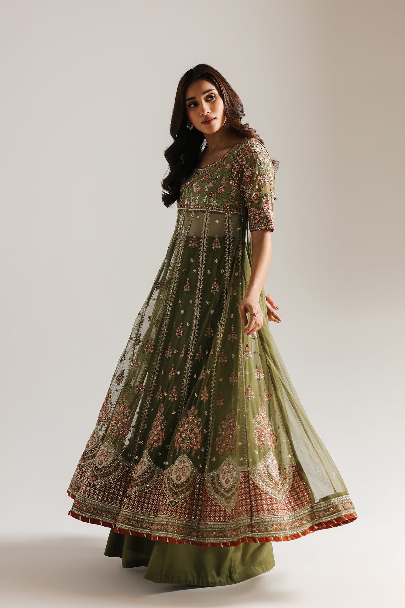 EMBROIDERED SUIT (E0927/104/721)