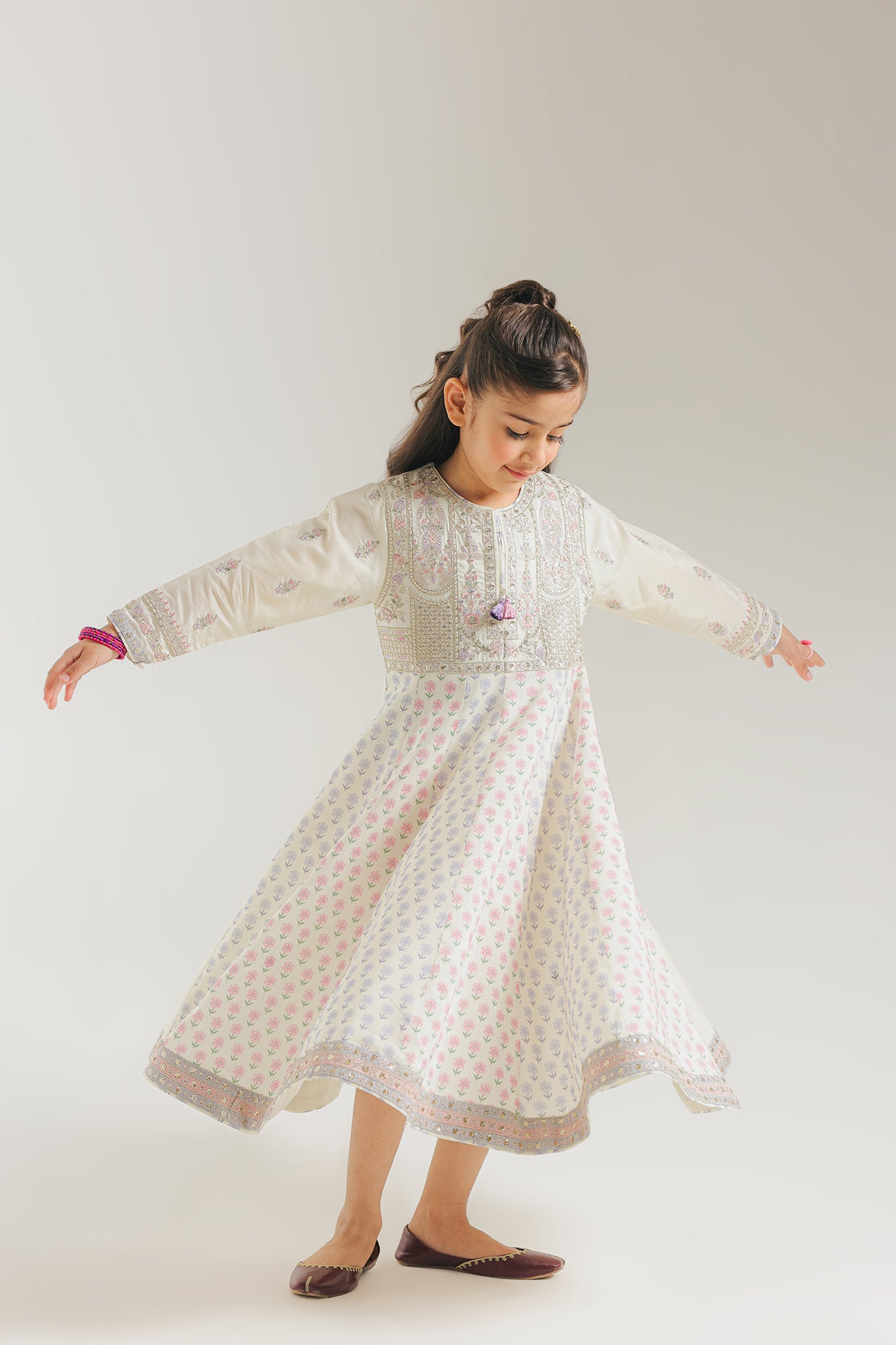 EMBROIDERED DRESS (E0927/404/005 E0927/304/005)