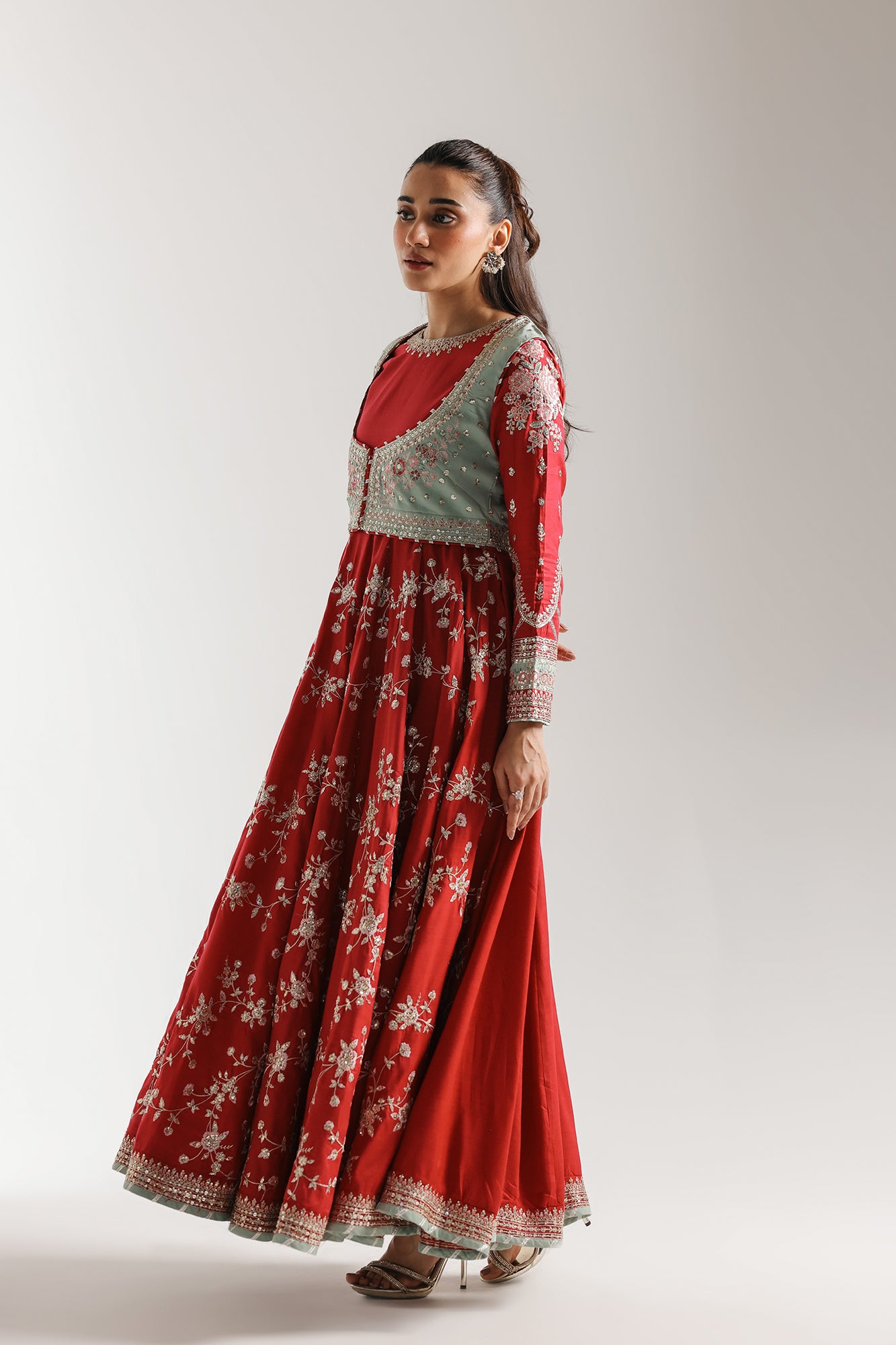 EMBROIDERED PISHWAS (E0954/104/808)