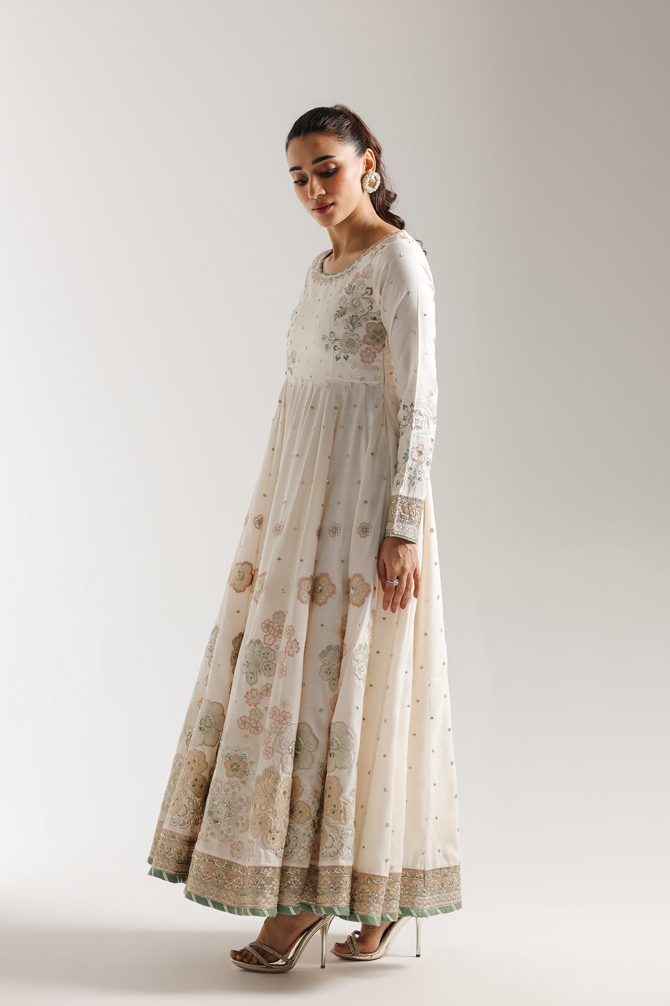 EMBROIDERED PISHWAS (E0956/104/003)