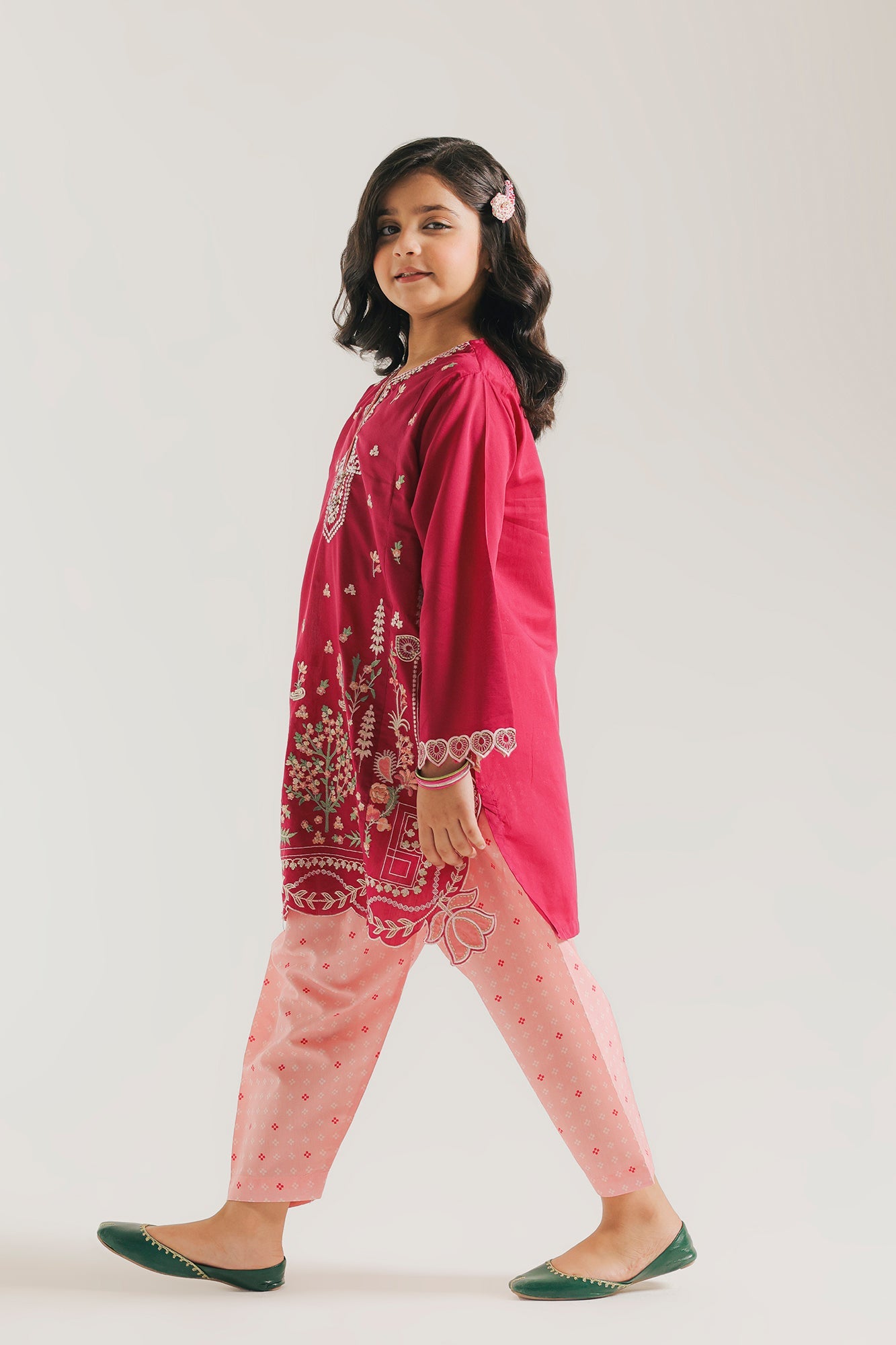 EMBROIDERED SUIT (E0978/404/524 E0978/304/524)