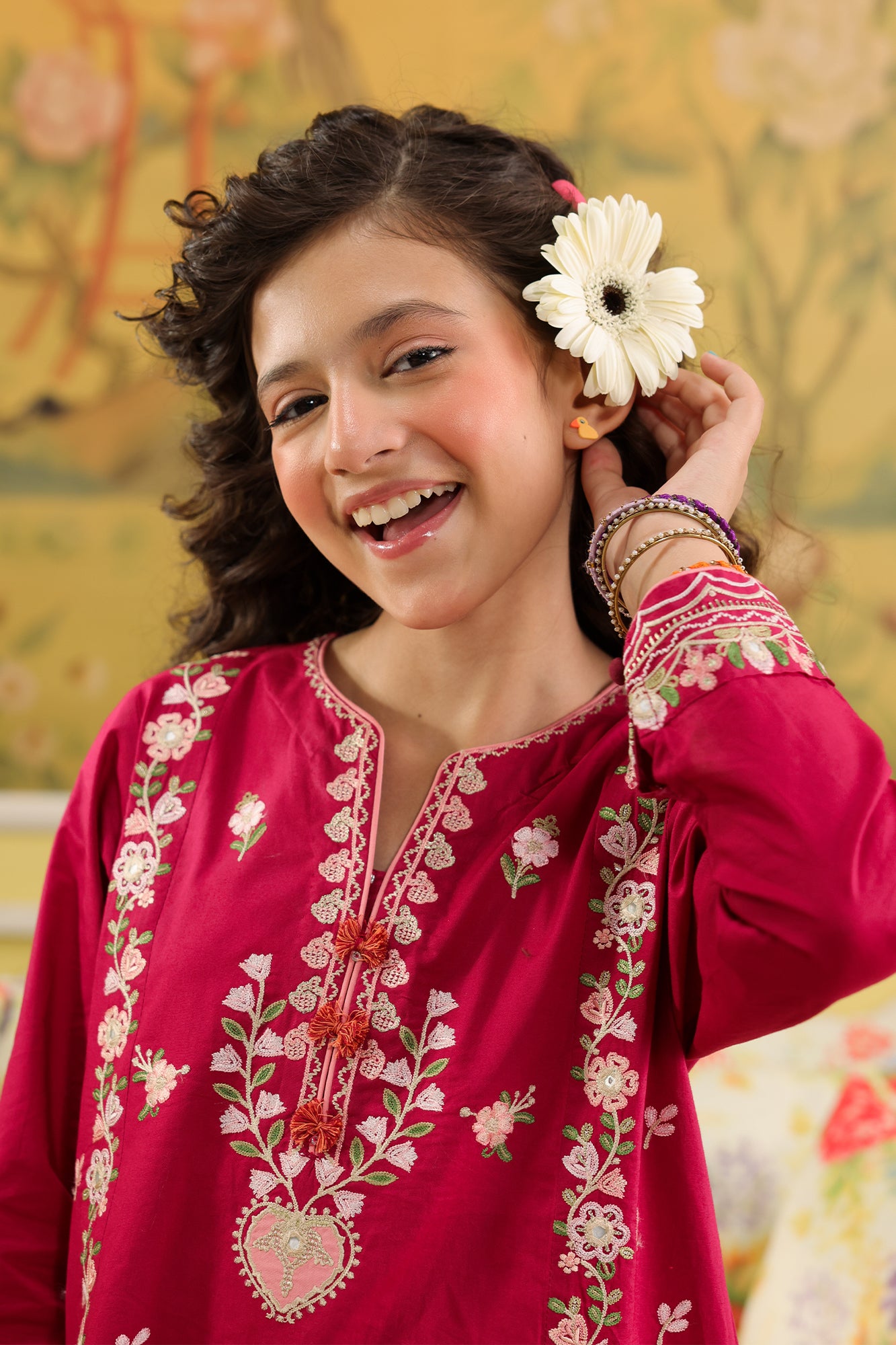 EMBROIDERED SUIT (E0985/404/525 E0985/304/525)