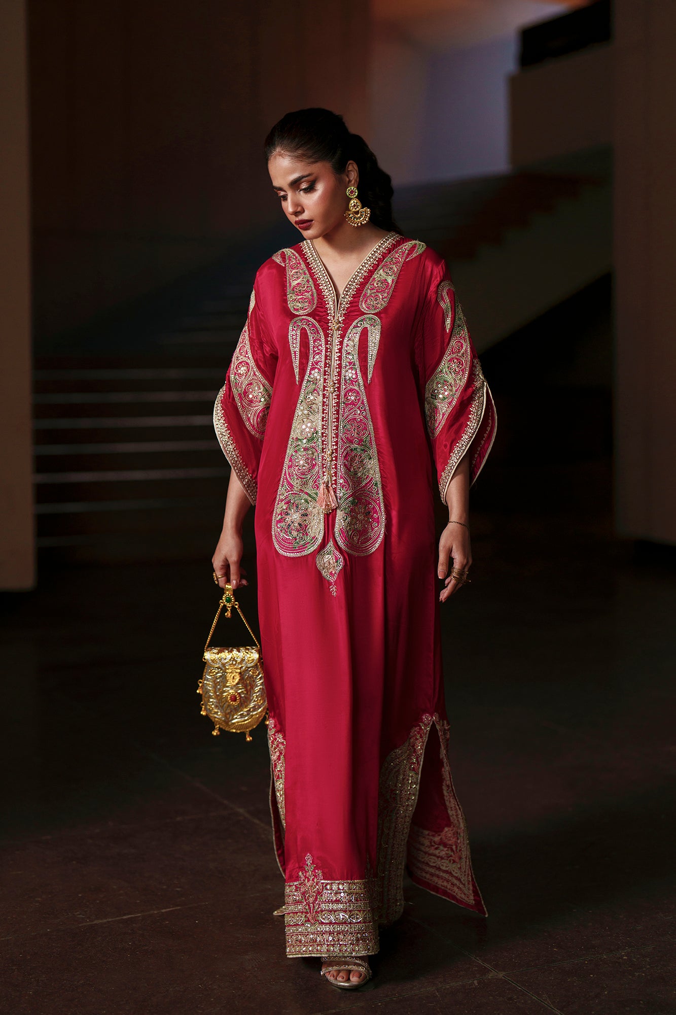 EMBROIDERED KAFTAN (E1001/104/414)