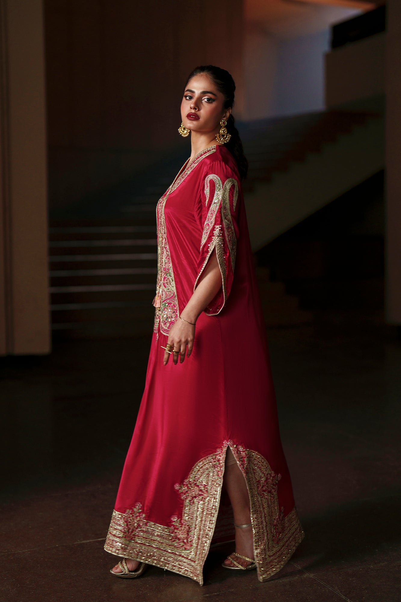 EMBROIDERED KAFTAN (E1001/104/414)