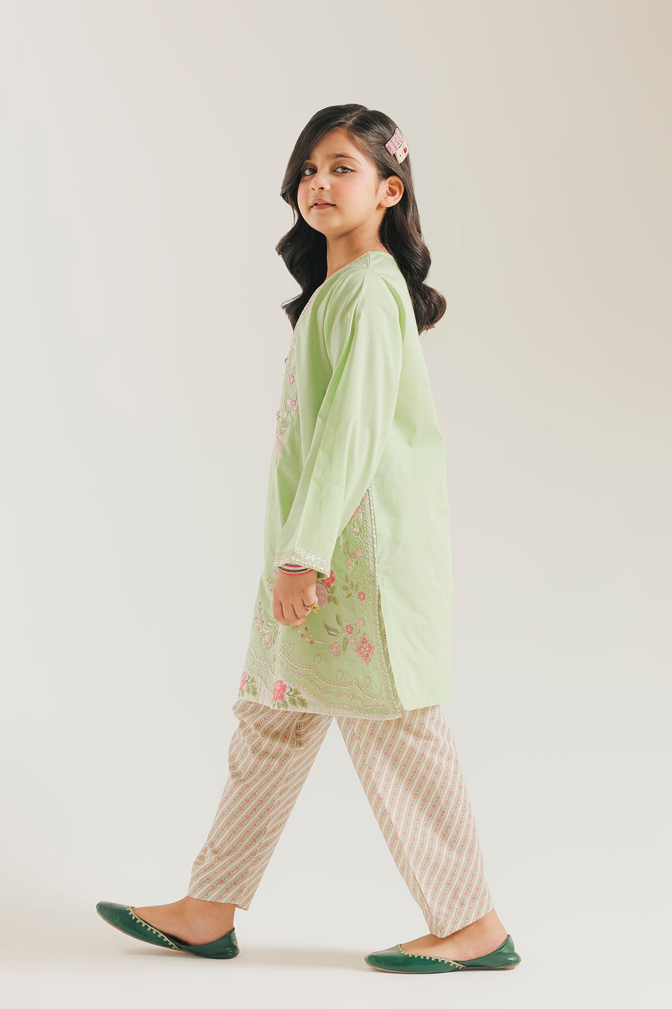 EMBROIDERED SUIT (E1003/404/710 E1003/304/710)