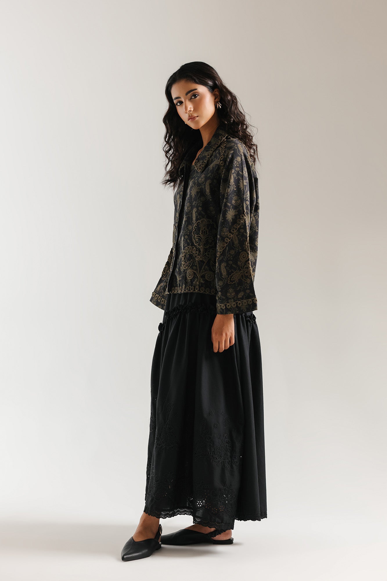 EMBROIDERED SHIRT (E1006/101/902)