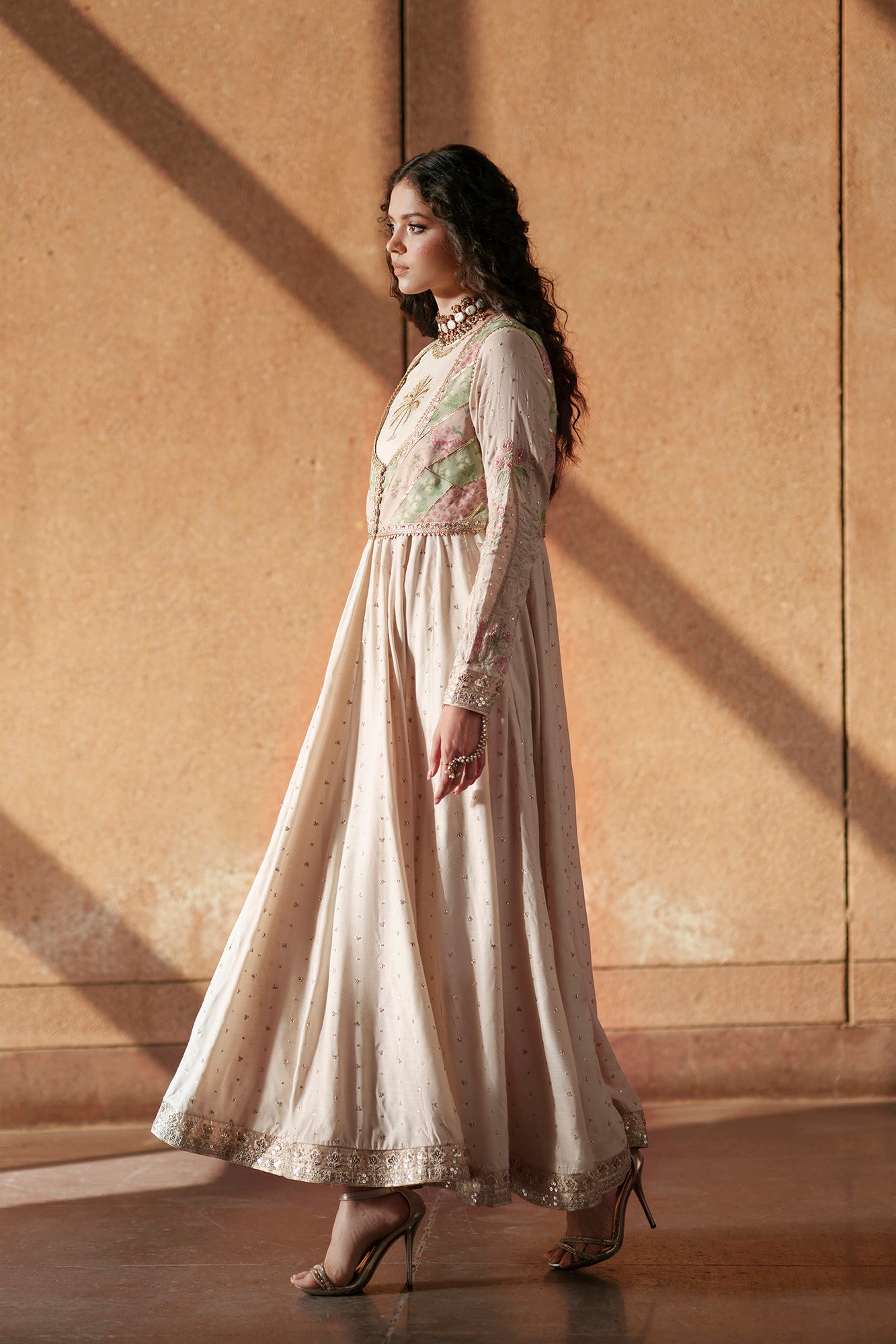 EMBROIDERED DRESS (E1006/104/002)