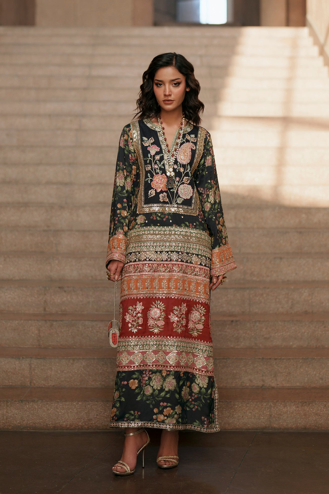 EMBROIDERED SHIRT (E1009/104/902)